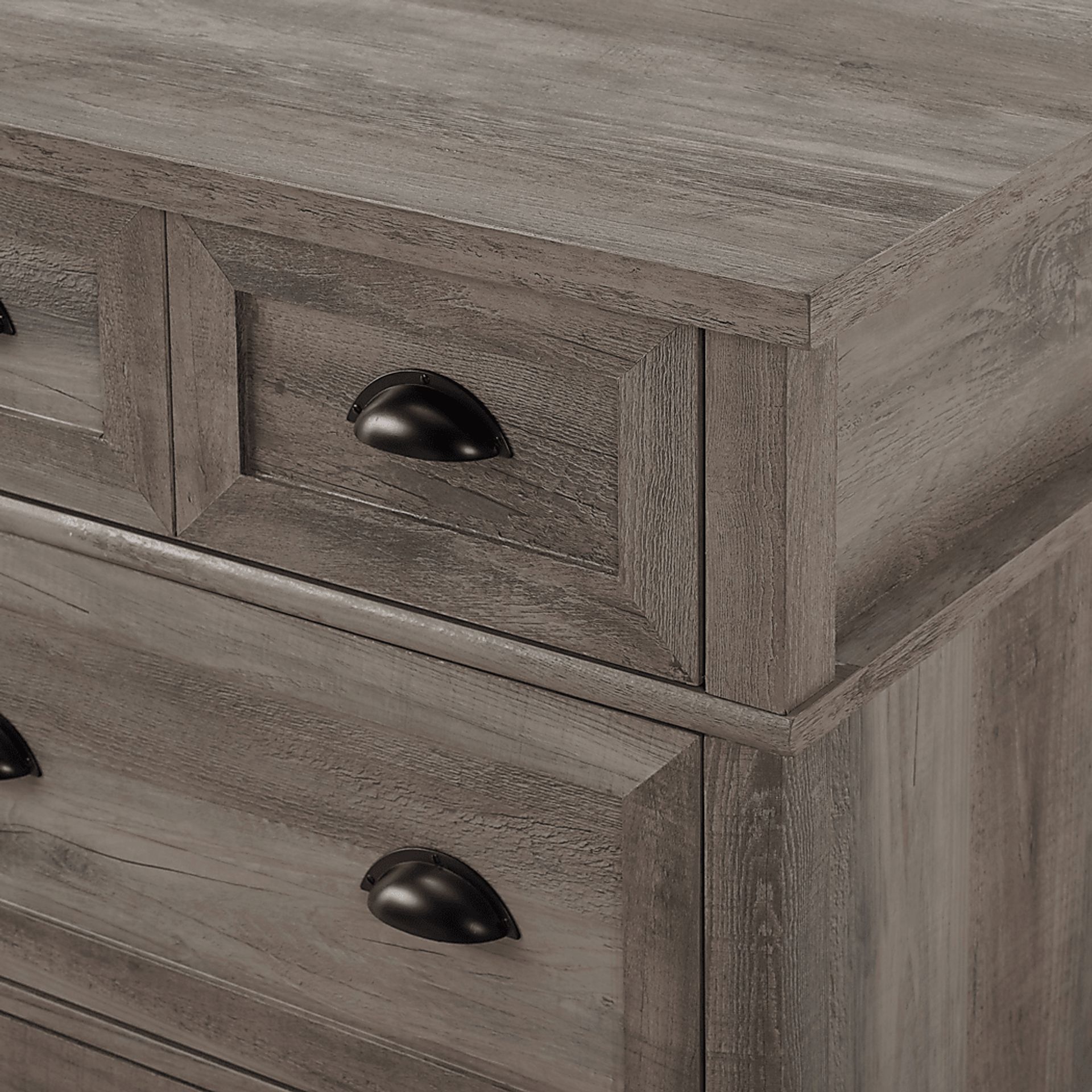 Bramwyck Gray Dresser - Image 4