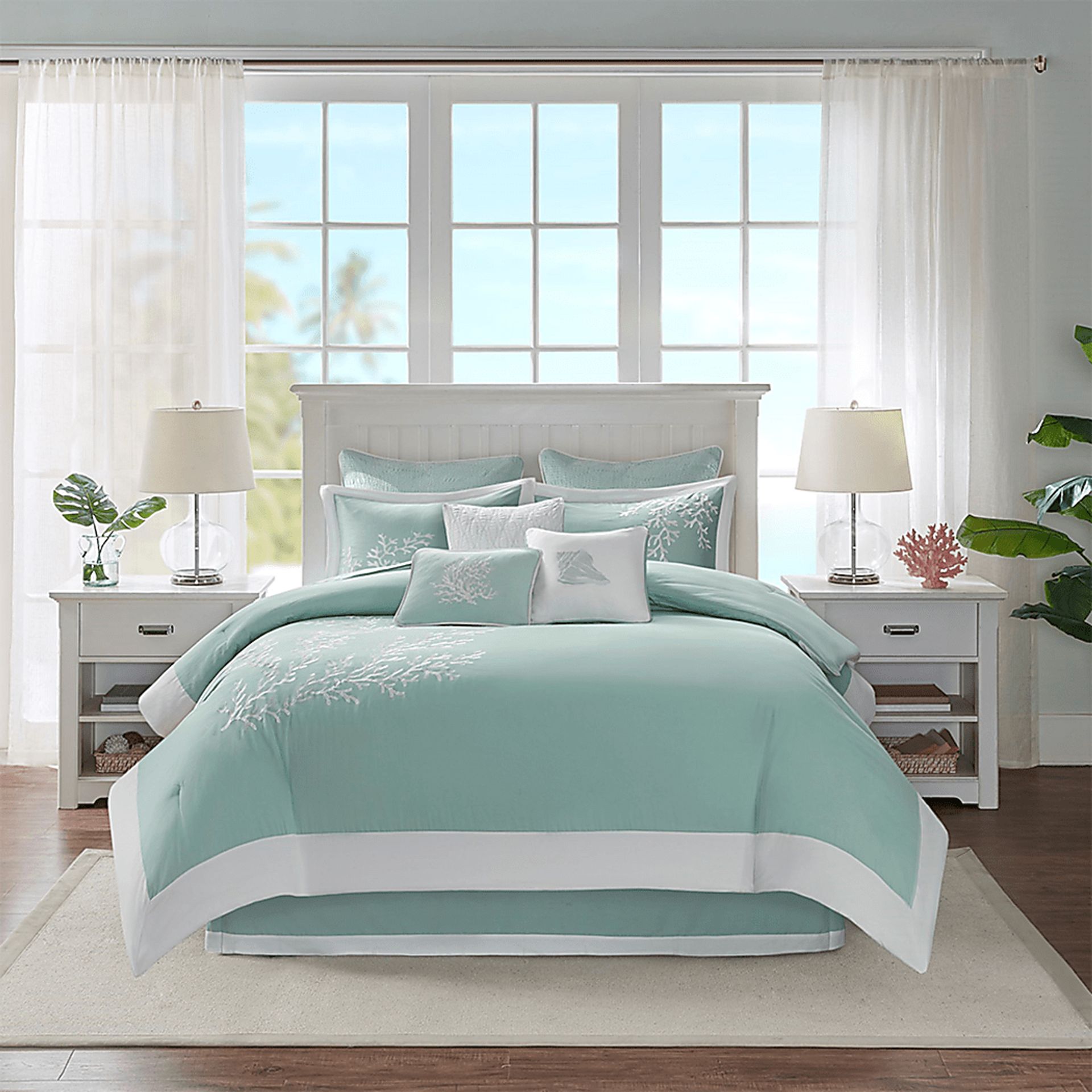 Braydan Blue Cal King Comforter Set - Image 2