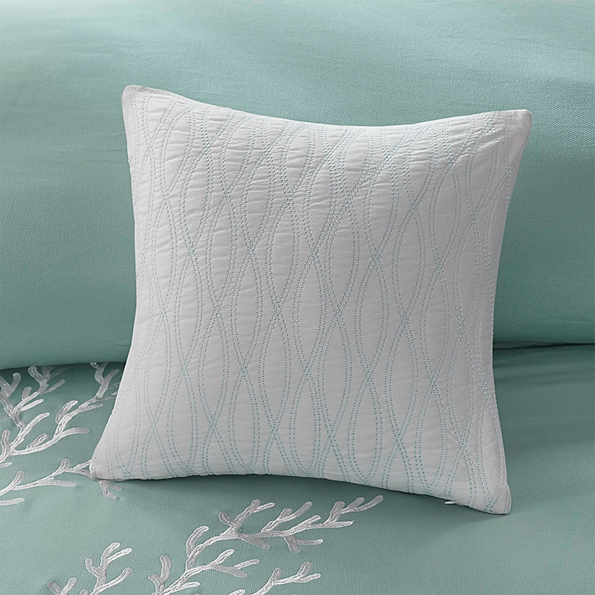 Braydan Blue Cal King Comforter Set - Image 6
