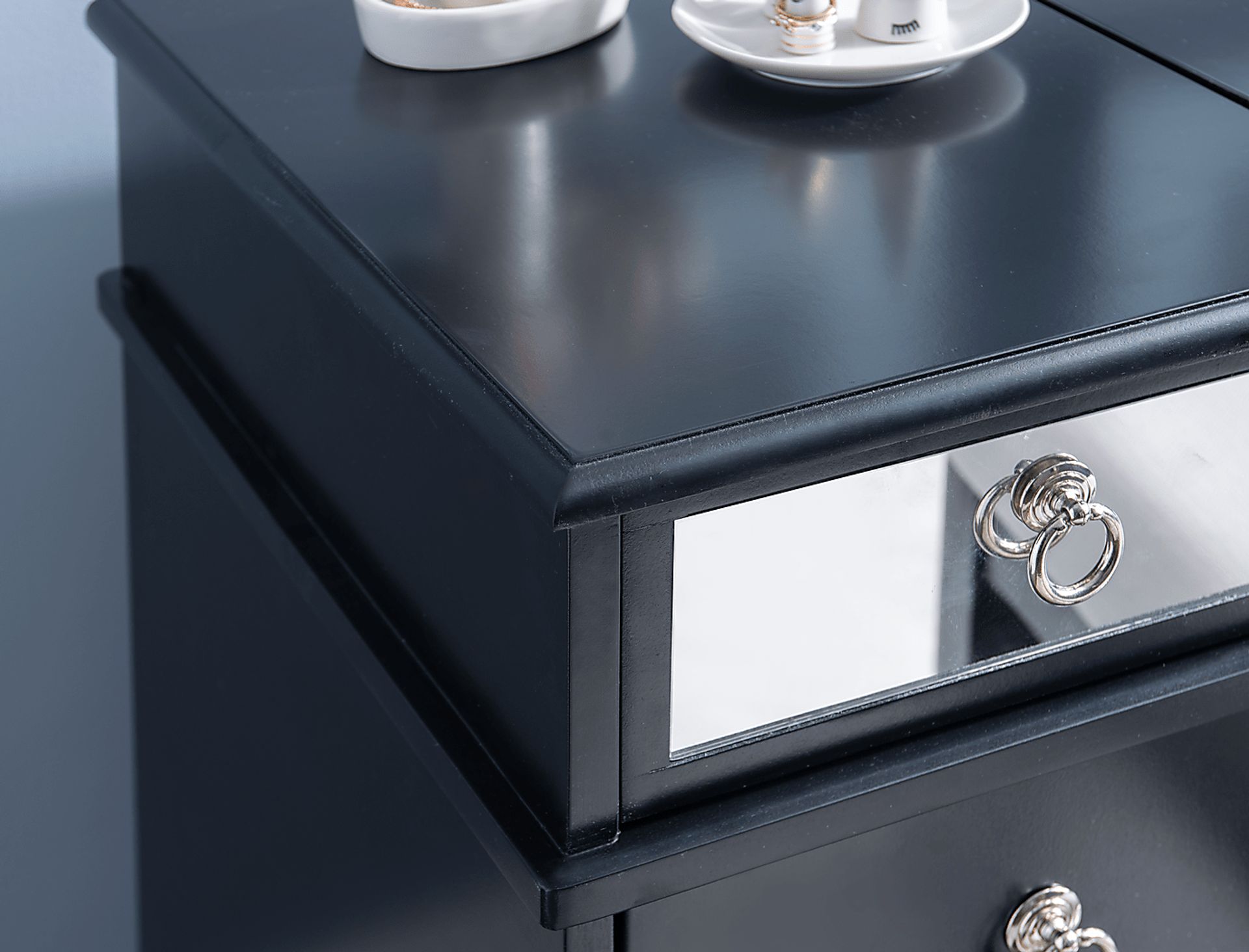Bream Black Vanity Set - Image 7