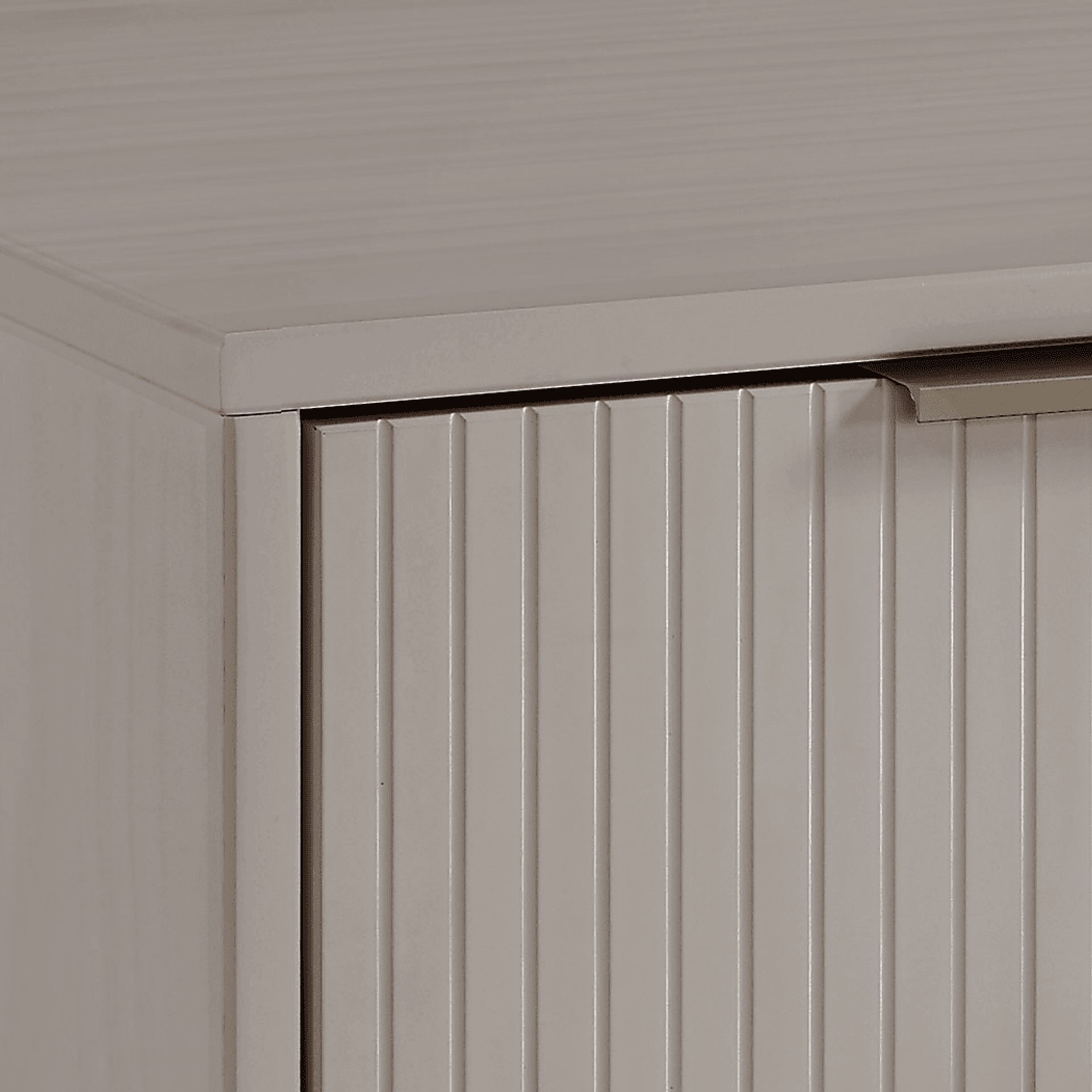 Bremmer VII Light Gray Sideboard - Image 3