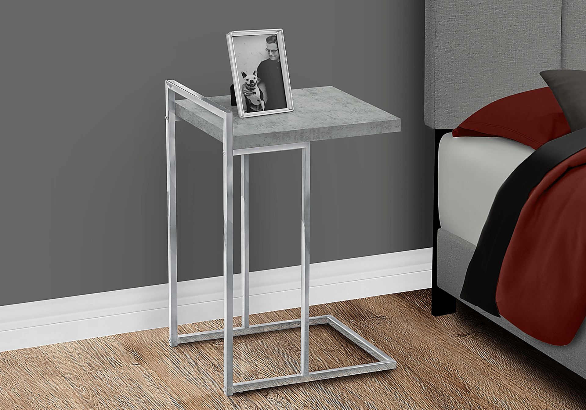 Brenteresa Grove Gray Accent Table - Image 6