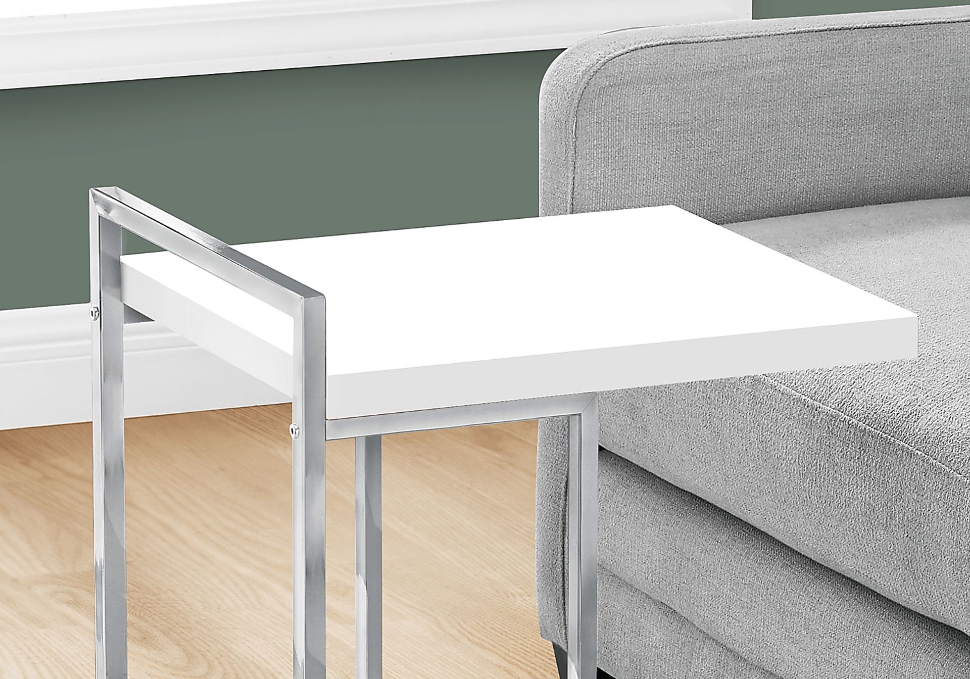 Brenteresa Grove White Accent Table - Image 2