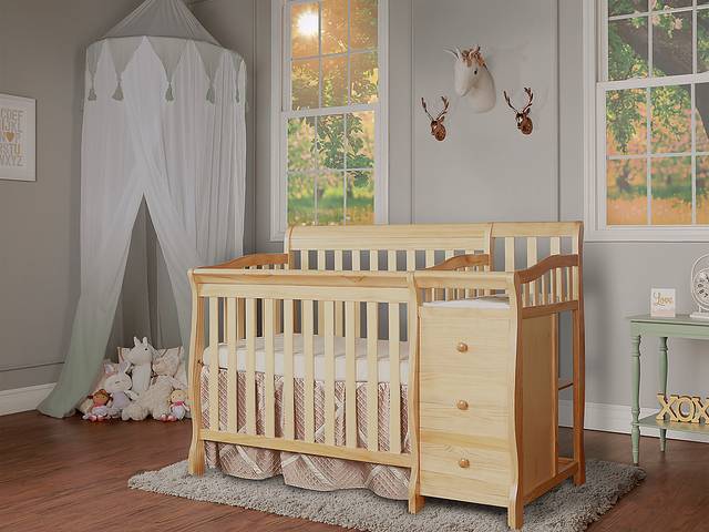 Brentley Natural Mini Convertible Crib and Changer - Thumbnail - Image 3