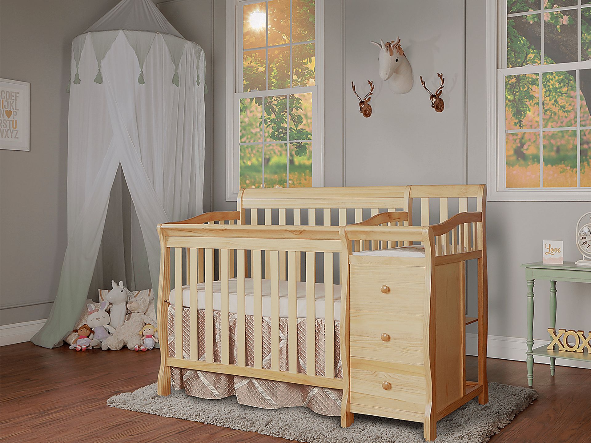 Brentley Natural Mini Convertible Crib and Changer - Image 3