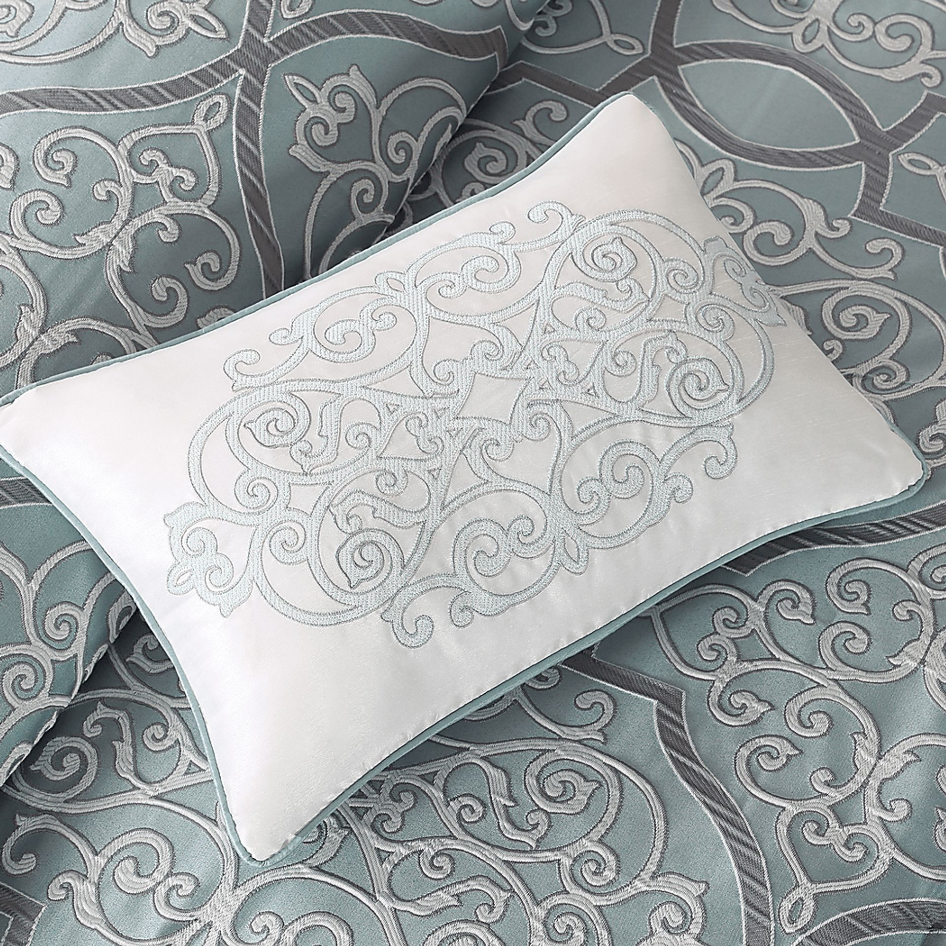 Brerard Blue 12 Pc Queen Comforter Set - Image 4