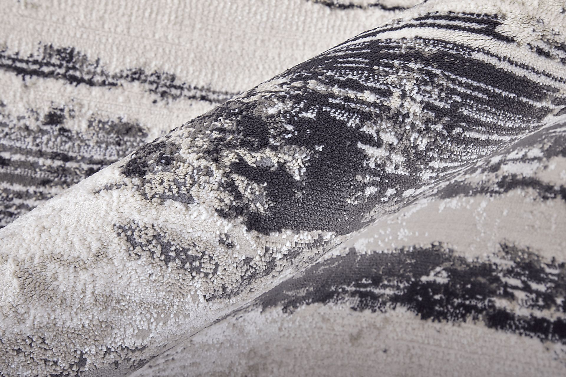 Briarpond Gray 5' x 8' Rug - Image 7