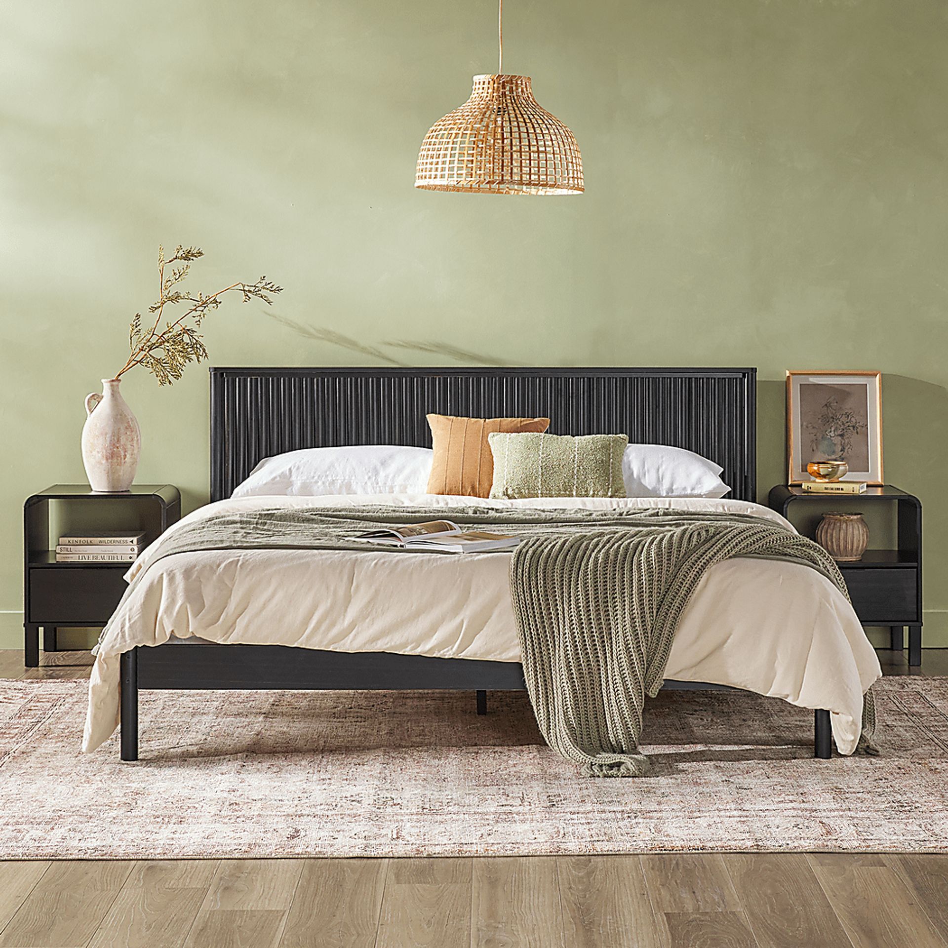 Briarthorne Black King Bed - Image 2