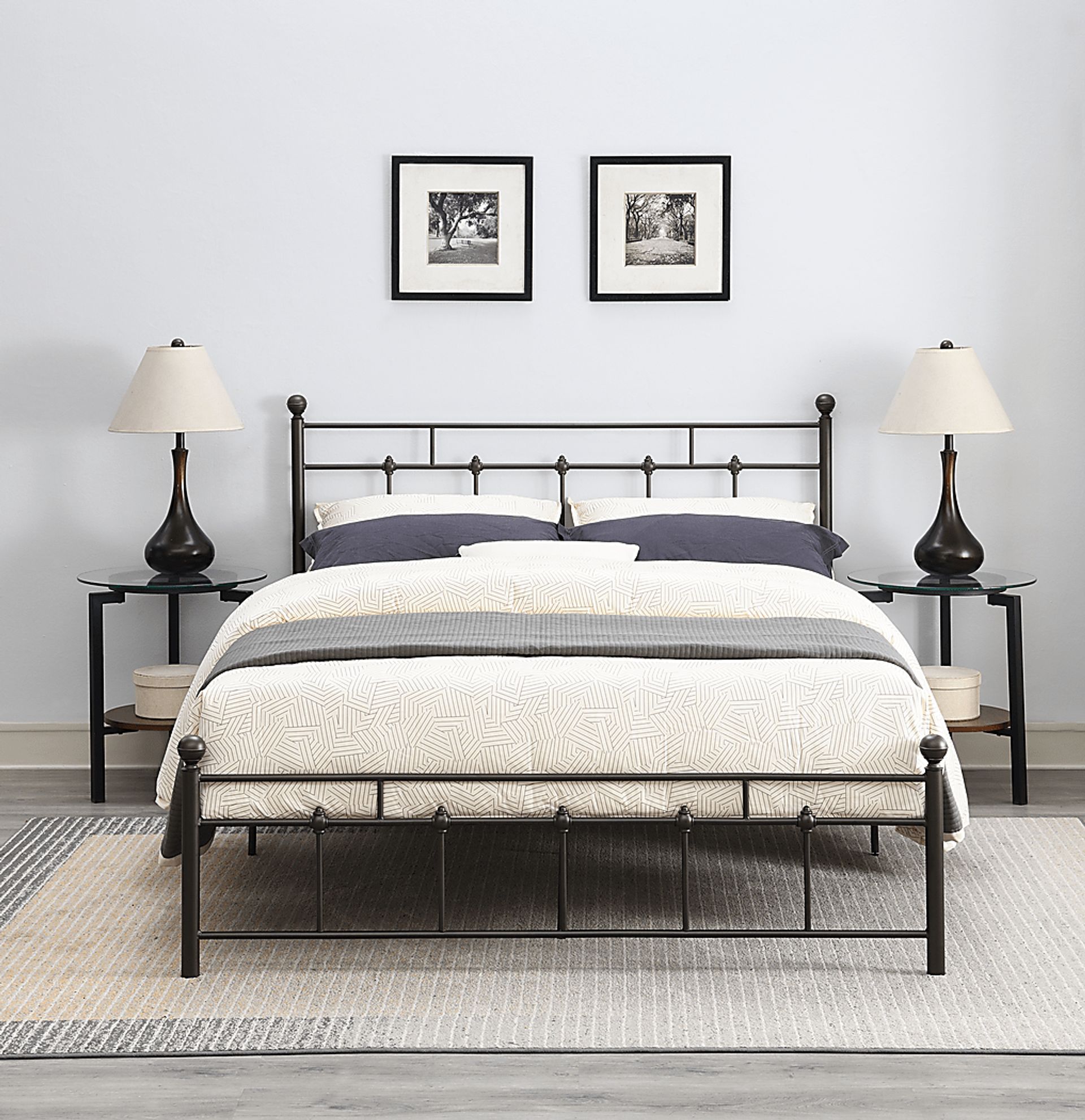 Briarview Bronze Queen Bed - Image 4