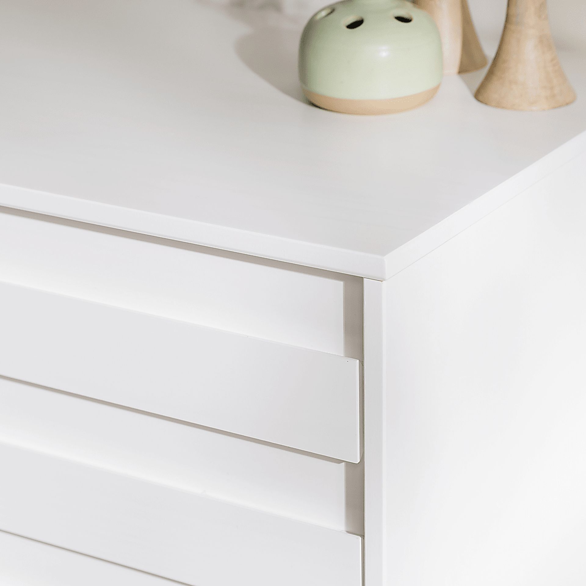 Brickleberry White Dresser - Image 4