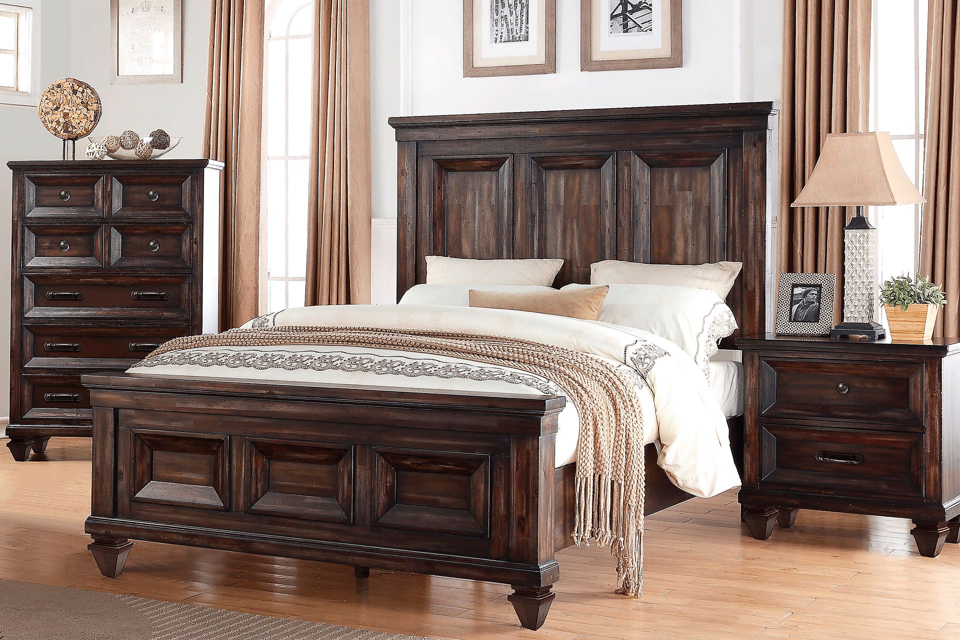 Bridgewood Walnut 5 Pc King Panel Bedroom - Image 1