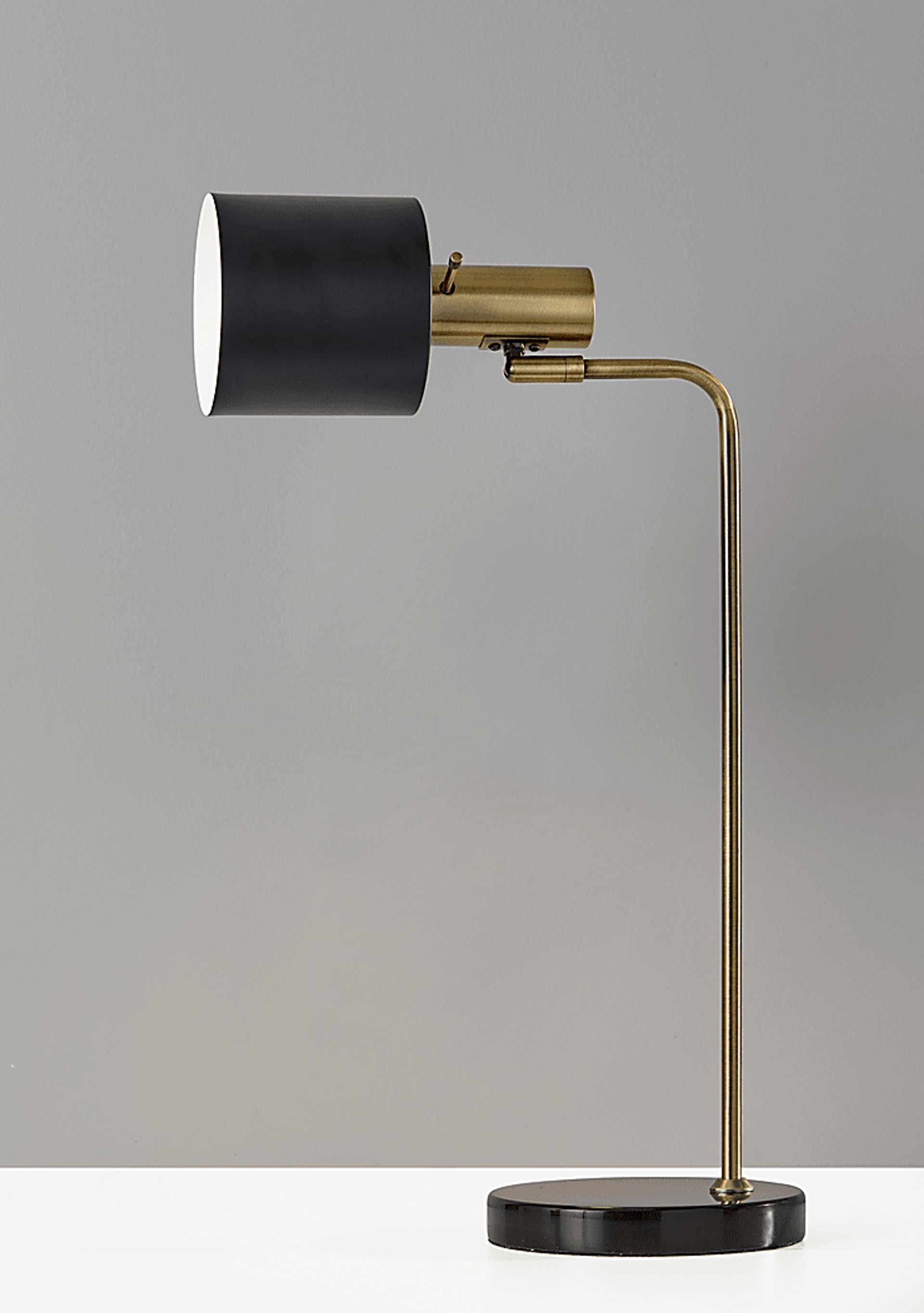Brierdale Black Lamp - Image 4