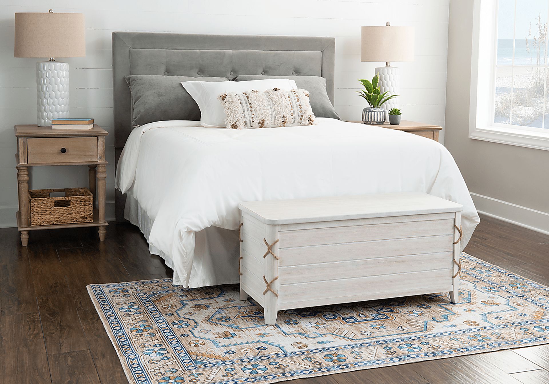 Brieva White Cedar Chest - Image 2