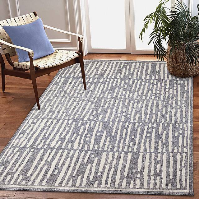 Brimley Blue 6'6 x 9'4 Indoor/Outdoor Rug - Thumbnail - Image 3