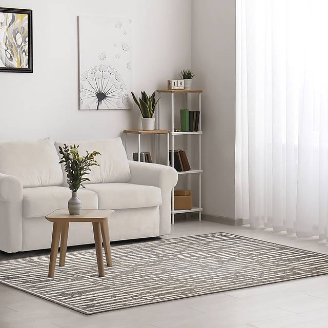 Brimley Gray 5'3 x 7'3 Indoor/Outdoor Rug - Thumbnail - Image 2