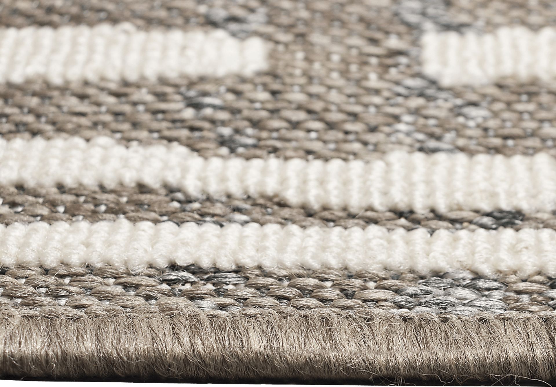 Brimley Gray 5'3 x 7'3 Indoor/Outdoor Rug - Image 8