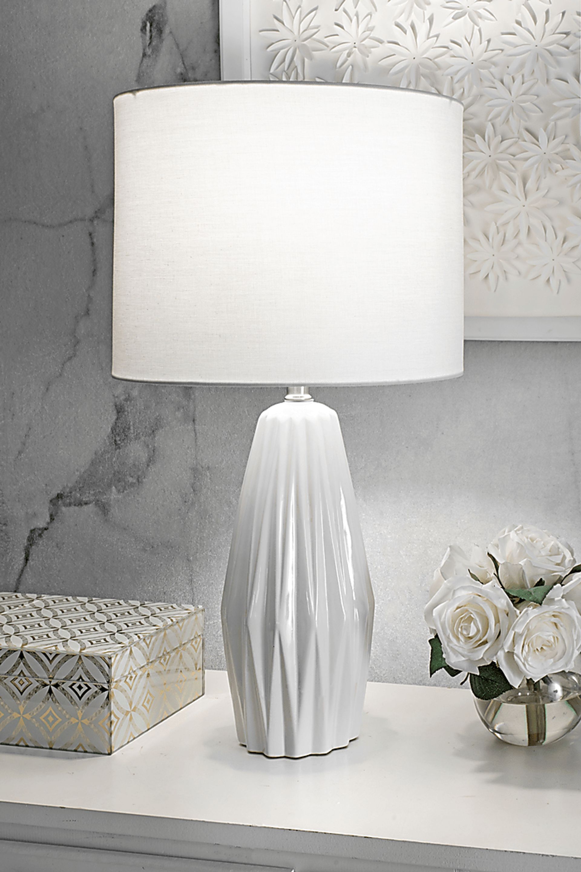 Brister Cream Lamp - Image 2