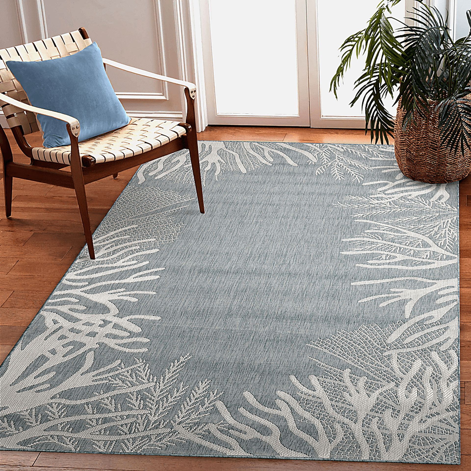 Briza Aqua 6'6 x 9'4 Indoor/Outdoor Rug - Image 3