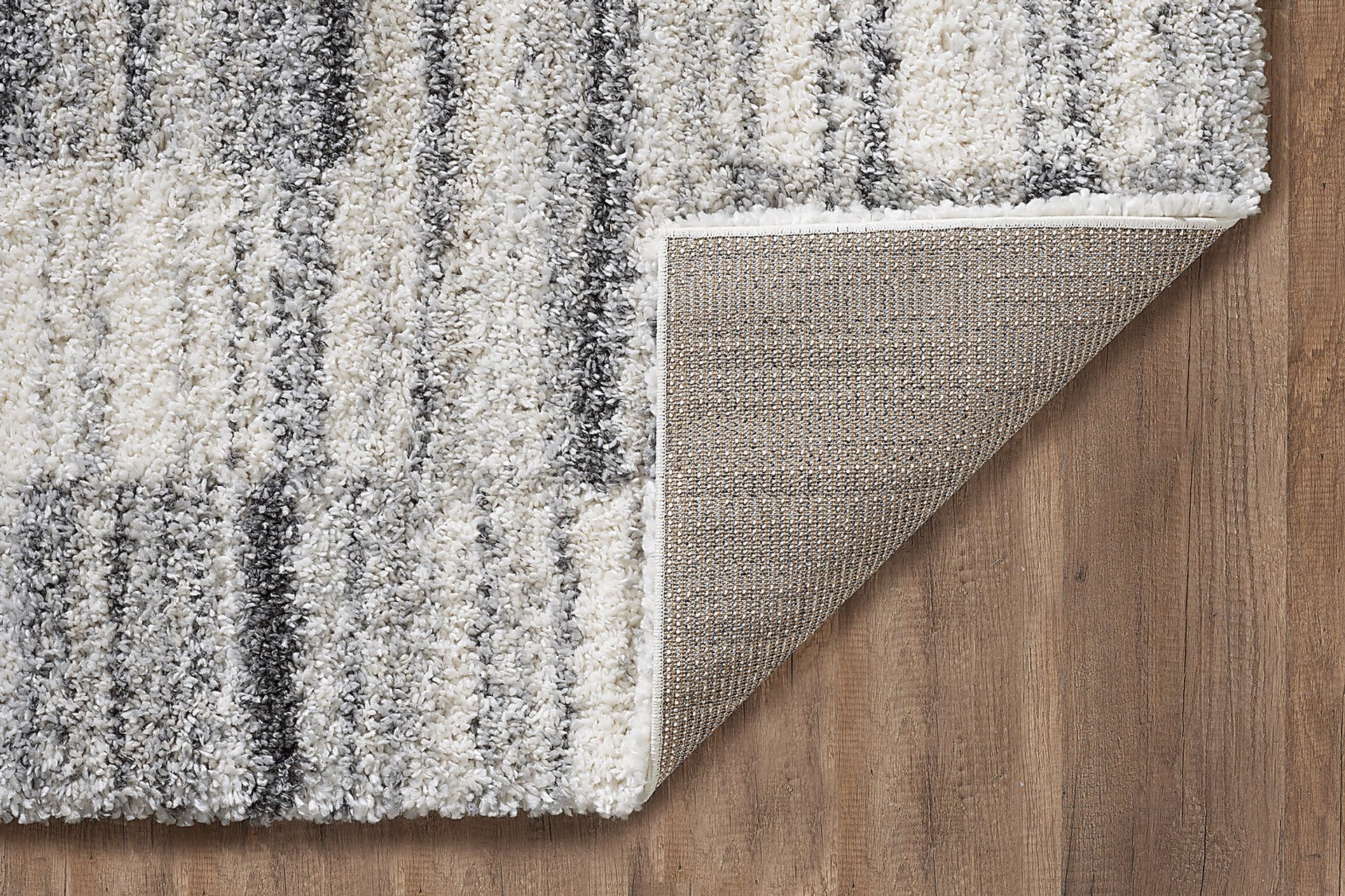 Broadway Multi 7'10" x 9'10" Rug - Image 2