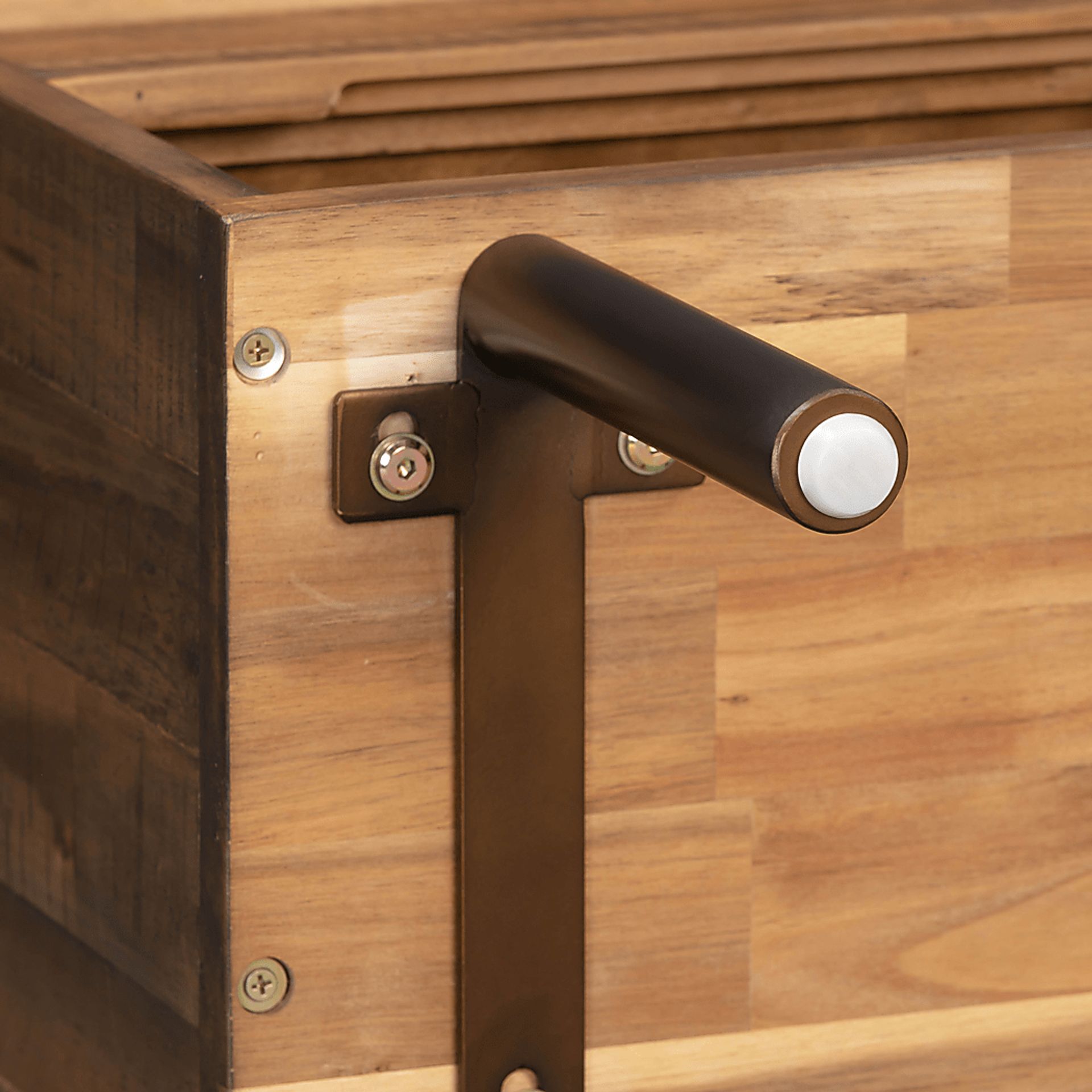 Brookfynn Brown Nightstand - Image 6