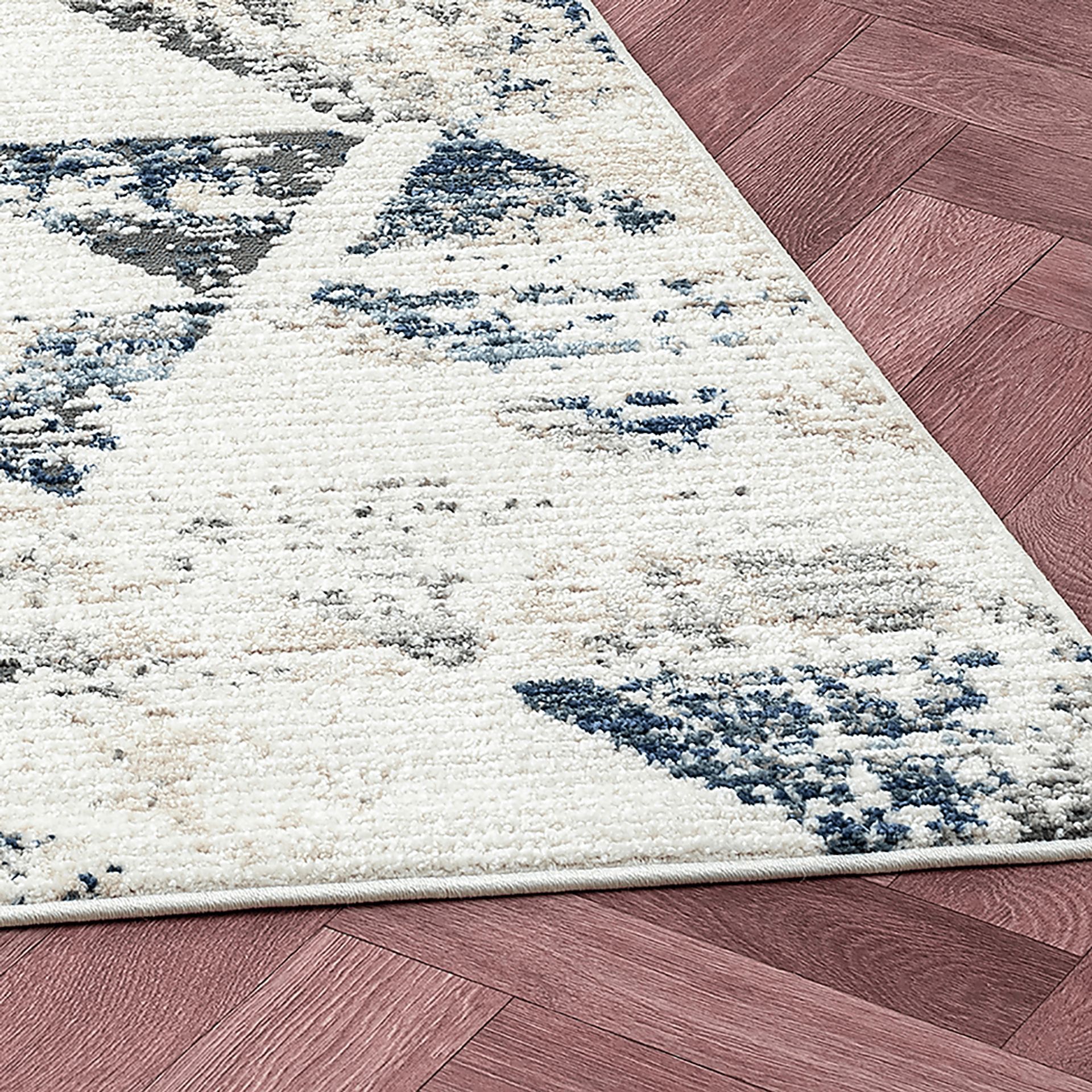 Brookleeds Beige 5' x 7' Rug - Image 5