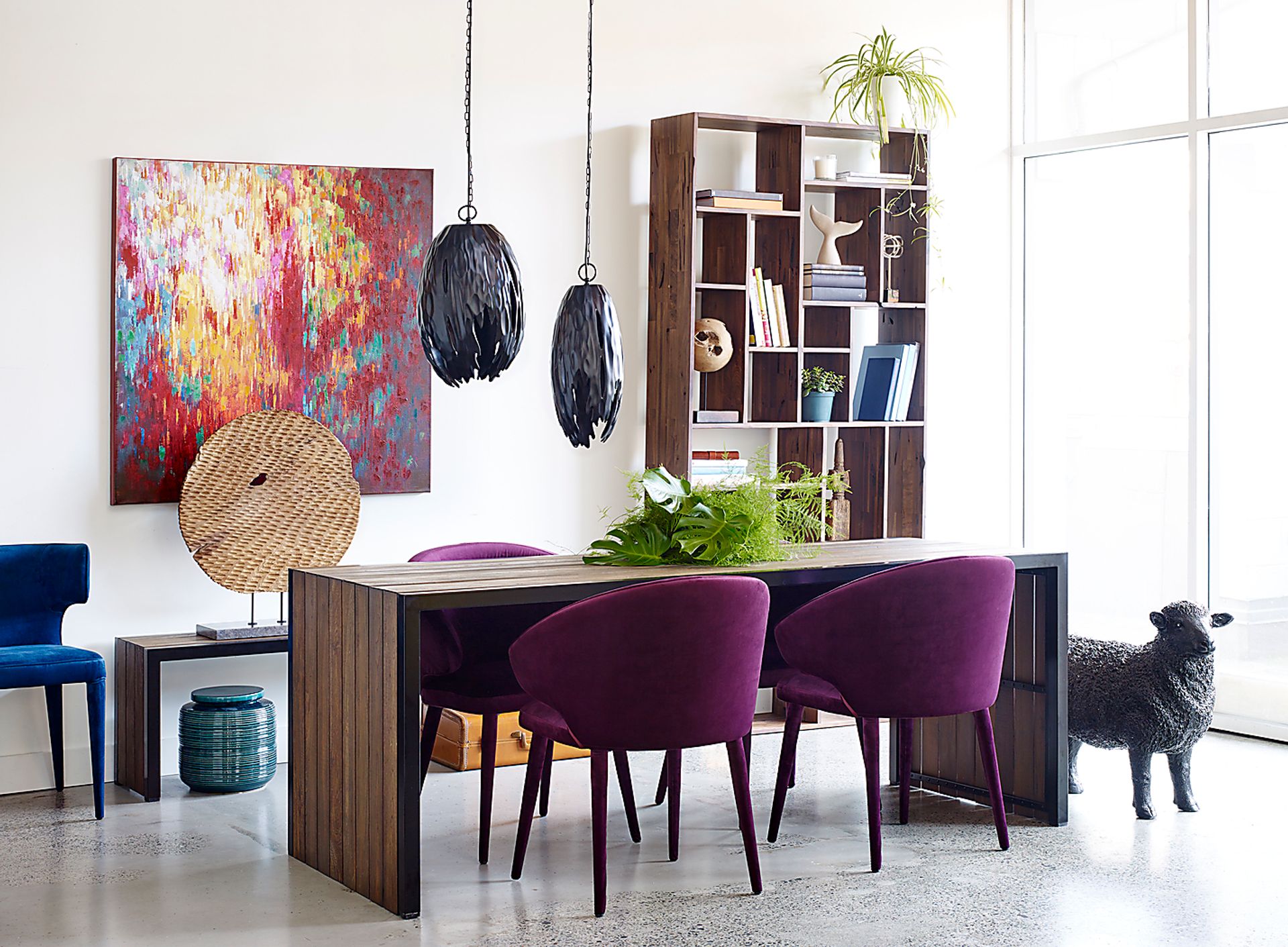 Brunhilda Large Black Chandelier - Image 2