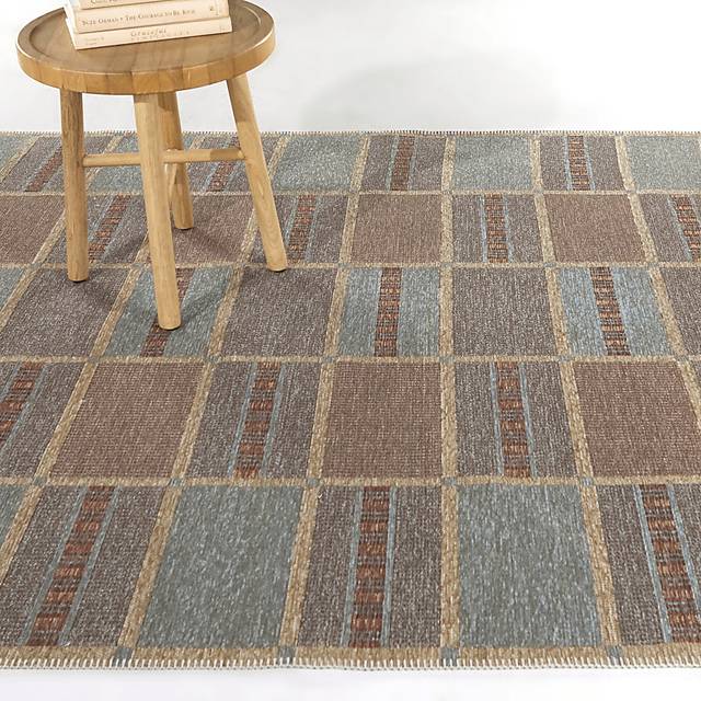 Bryldr Pink 7'10 x 10' Rug - Thumbnail - Image 2