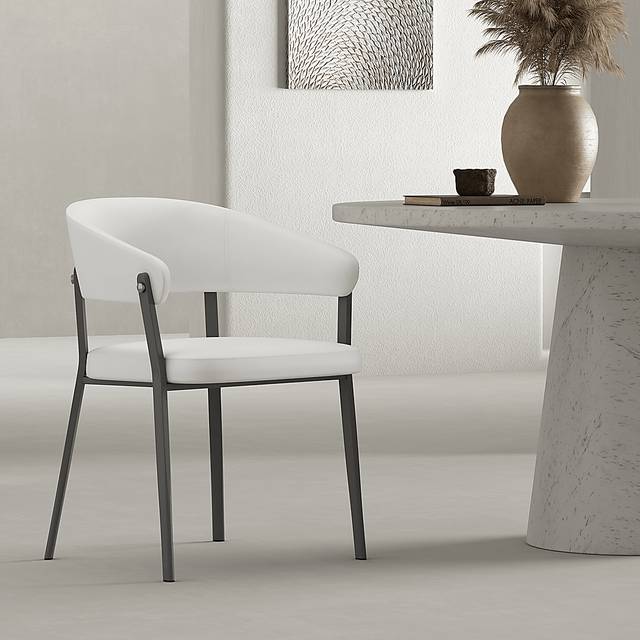Bullworldy White Arm Chair - Thumbnail - Image 3