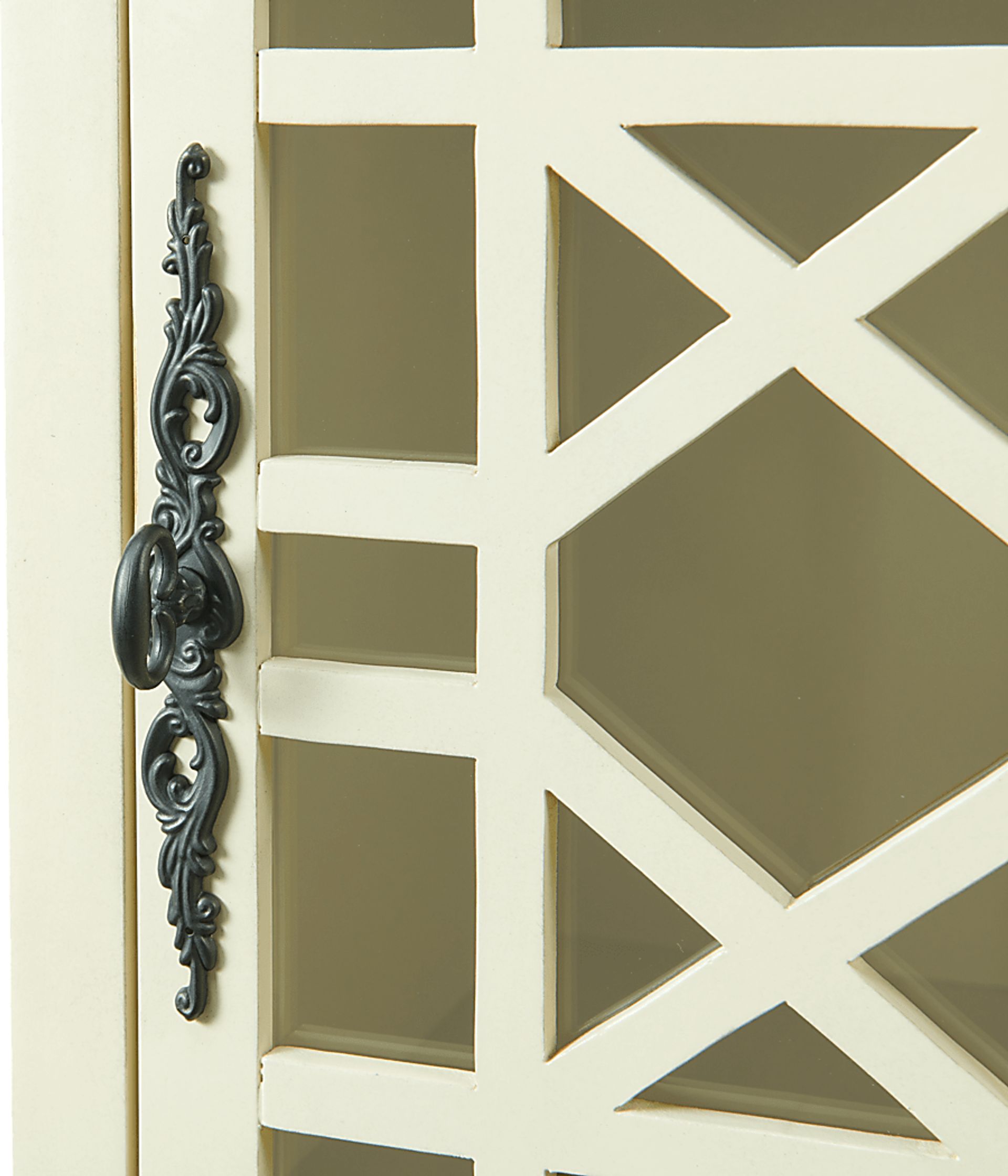 Bunyard White Chairside Table - Image 7