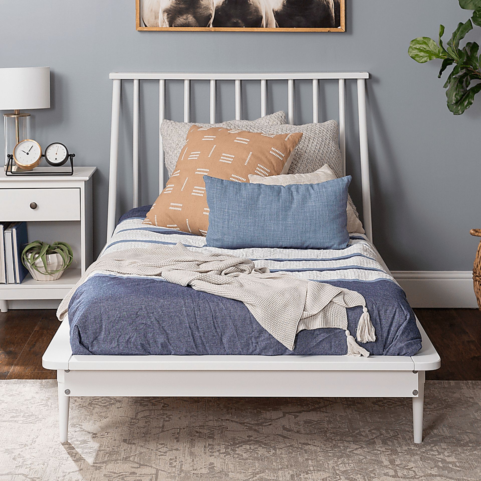 Burnsley White Twin Bed - Image 4
