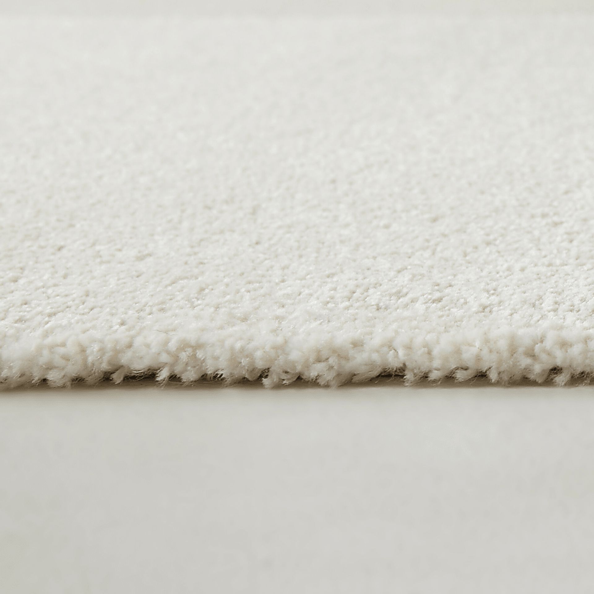 Cabbyge Cream 5'3 x 7' Area Rug - Image 4