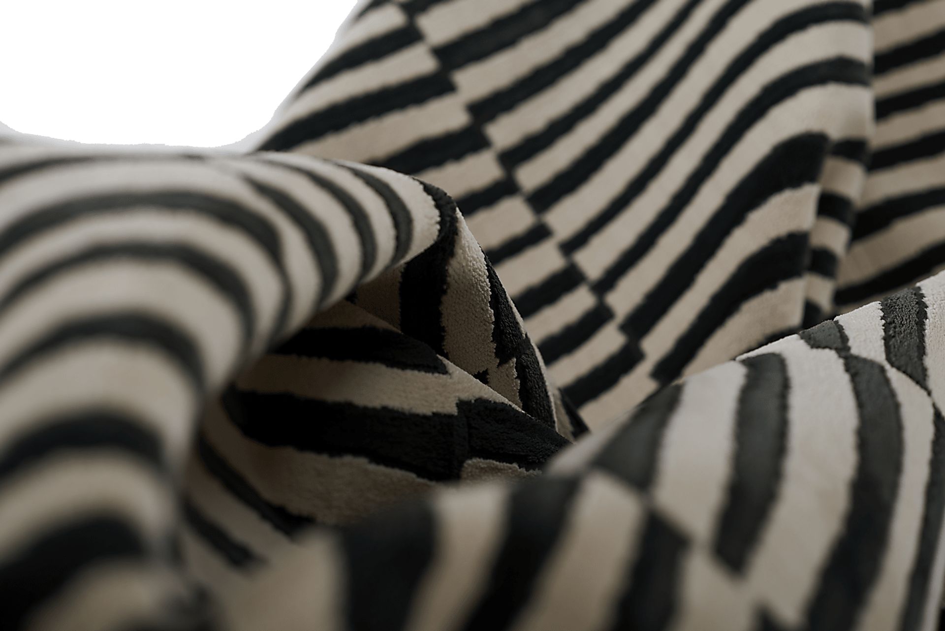 Caelia Black 7'10 x 9'10 Rug - Image 8