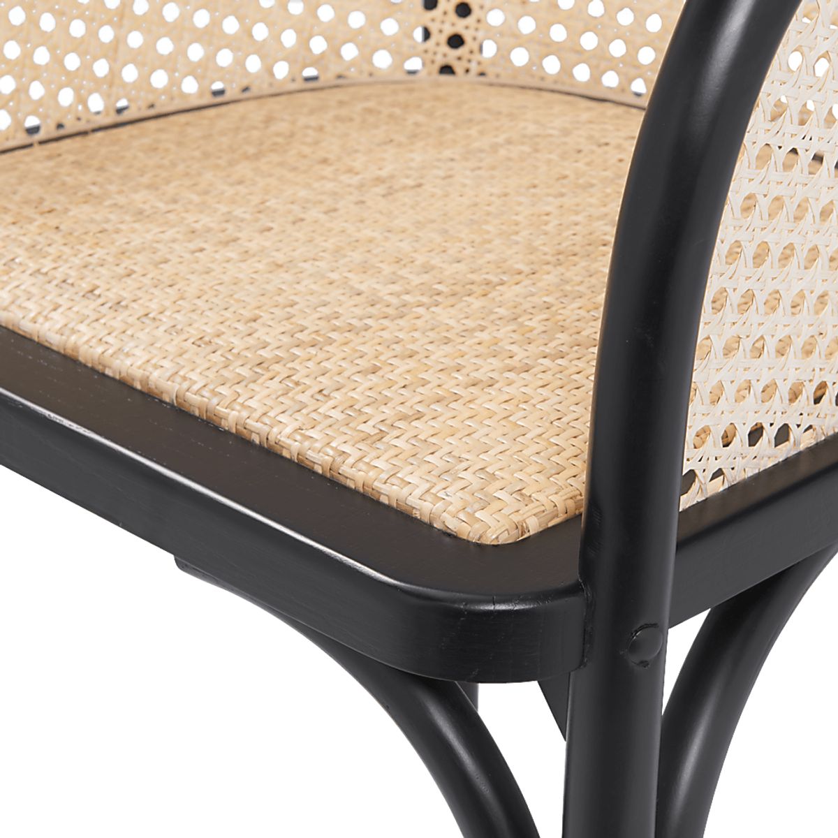 Cahic Black Arm Chair | Rooms to Go