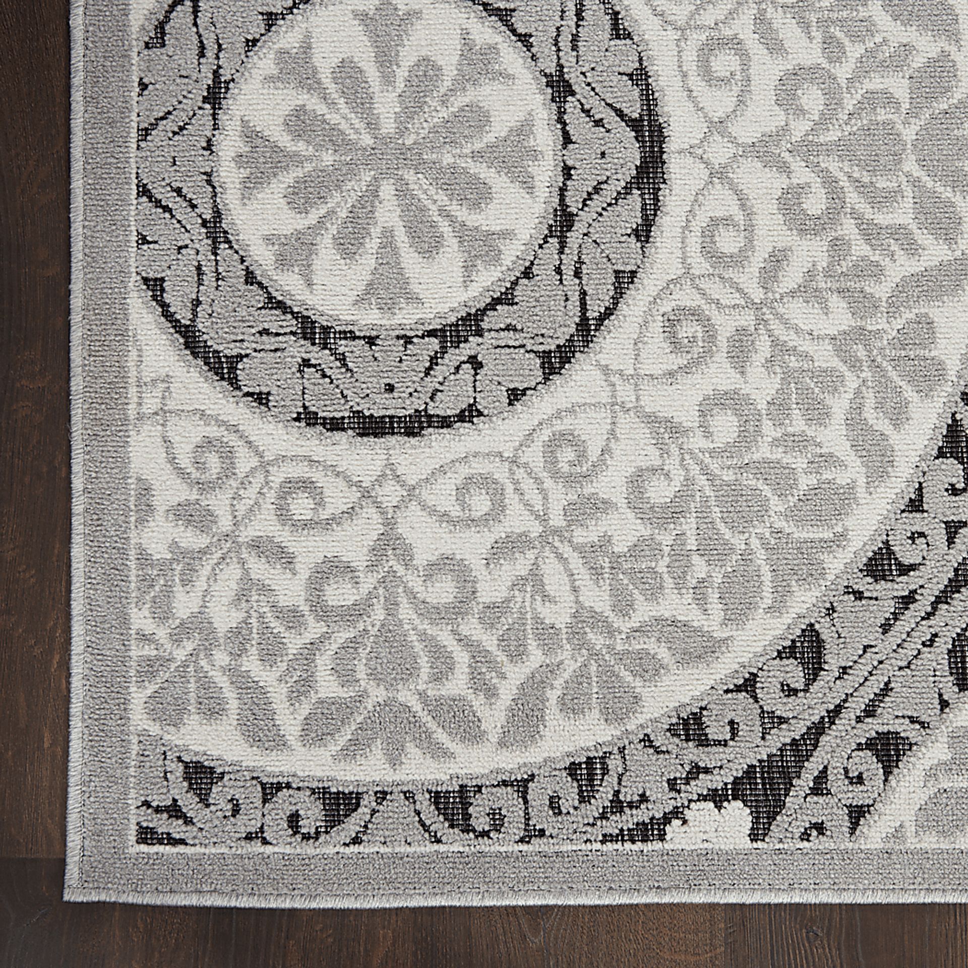 Caiden Gray 5' x 7' Indoor/Outdoor Rug - Image 5