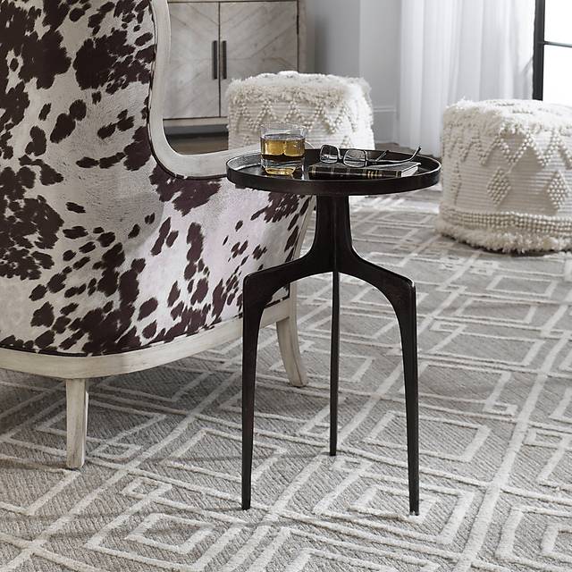 Calera Black Accent Table - Thumbnail - Image 2