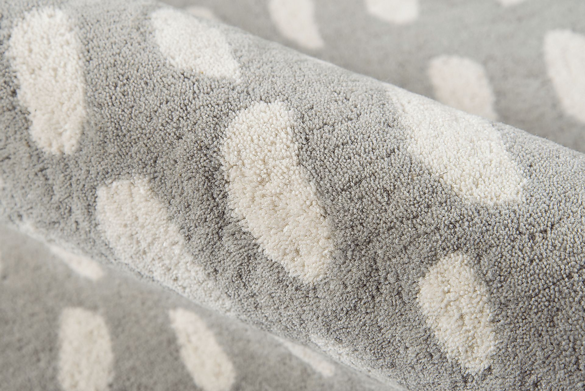 Callabee Grey 8' x 10' Rug - Image 5