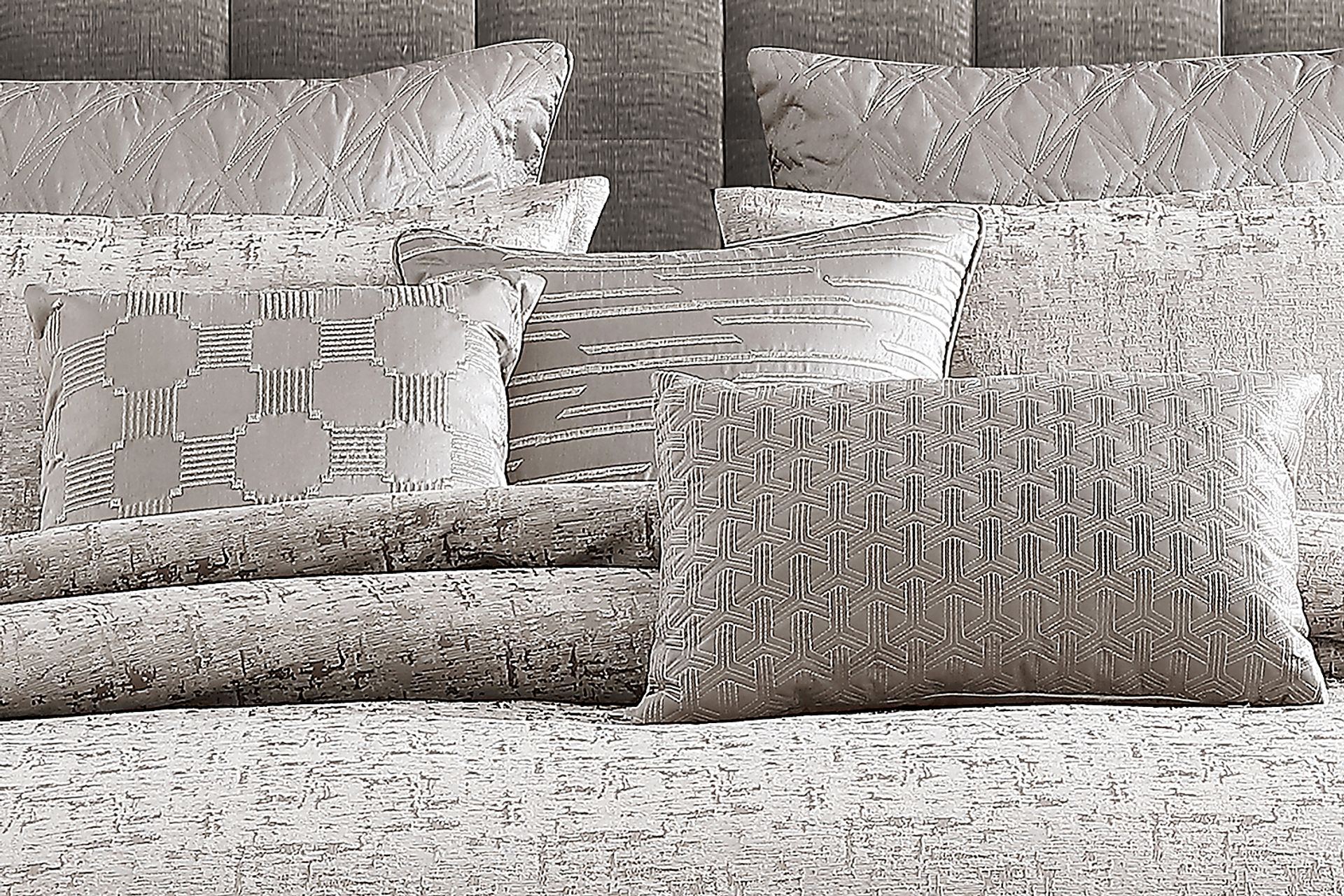 Calvent Gray 10 Pc King Comforter Set - Image 4