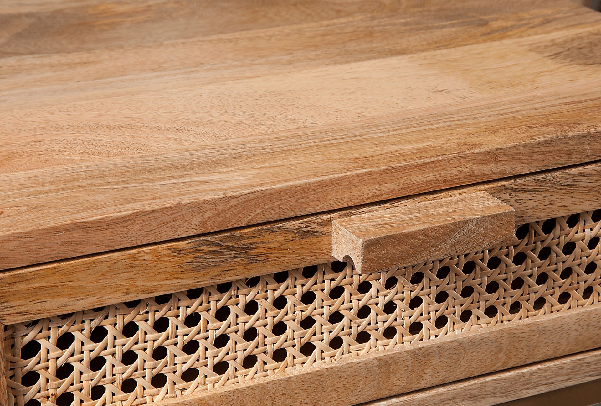 Calwa Brown End Table - Image 7