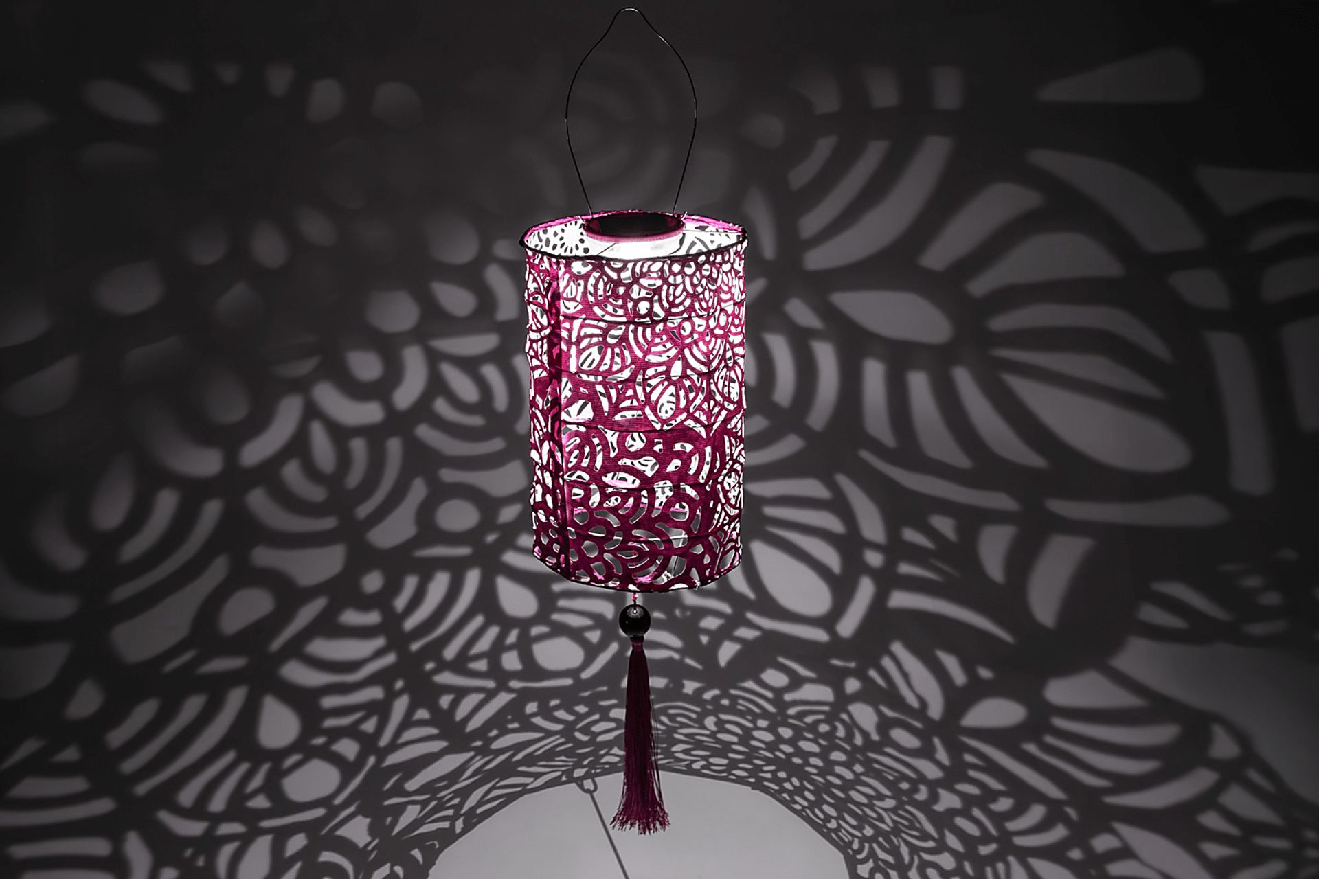 Calypso Raspberry Outdoor Solar Lantern - Image 4