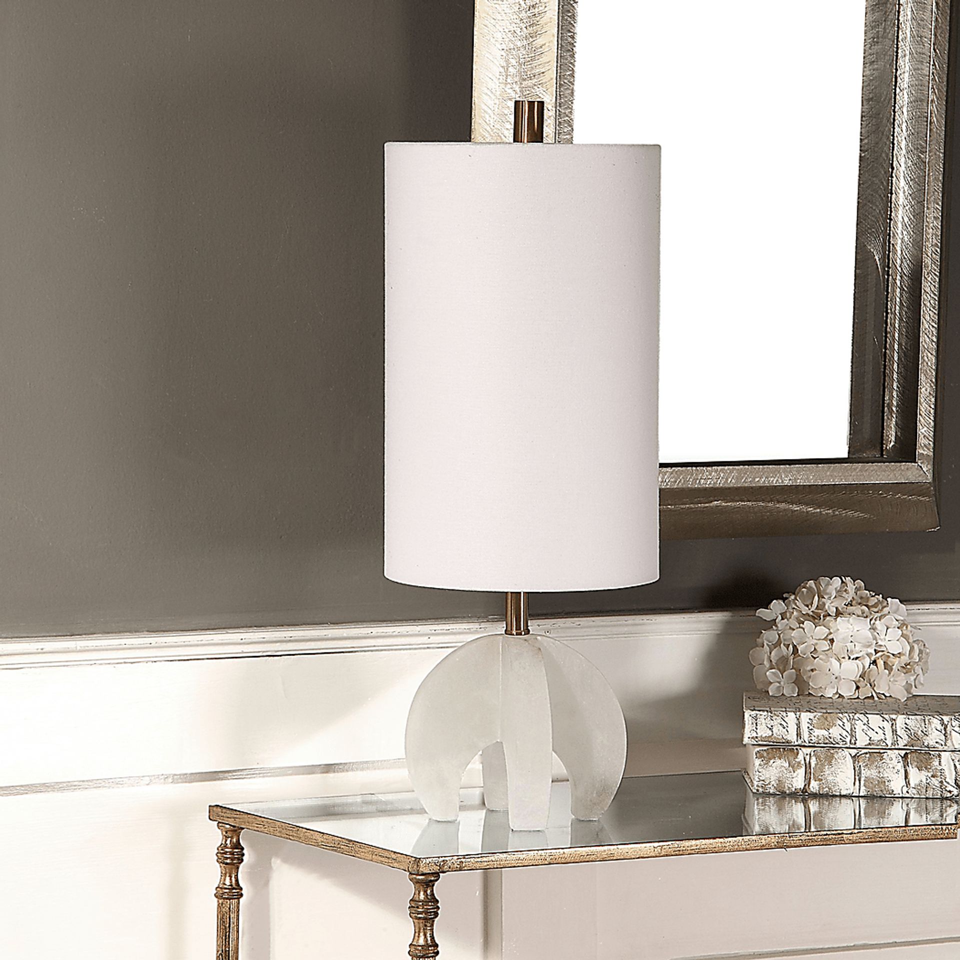 Camanito White Lamp - Image 3