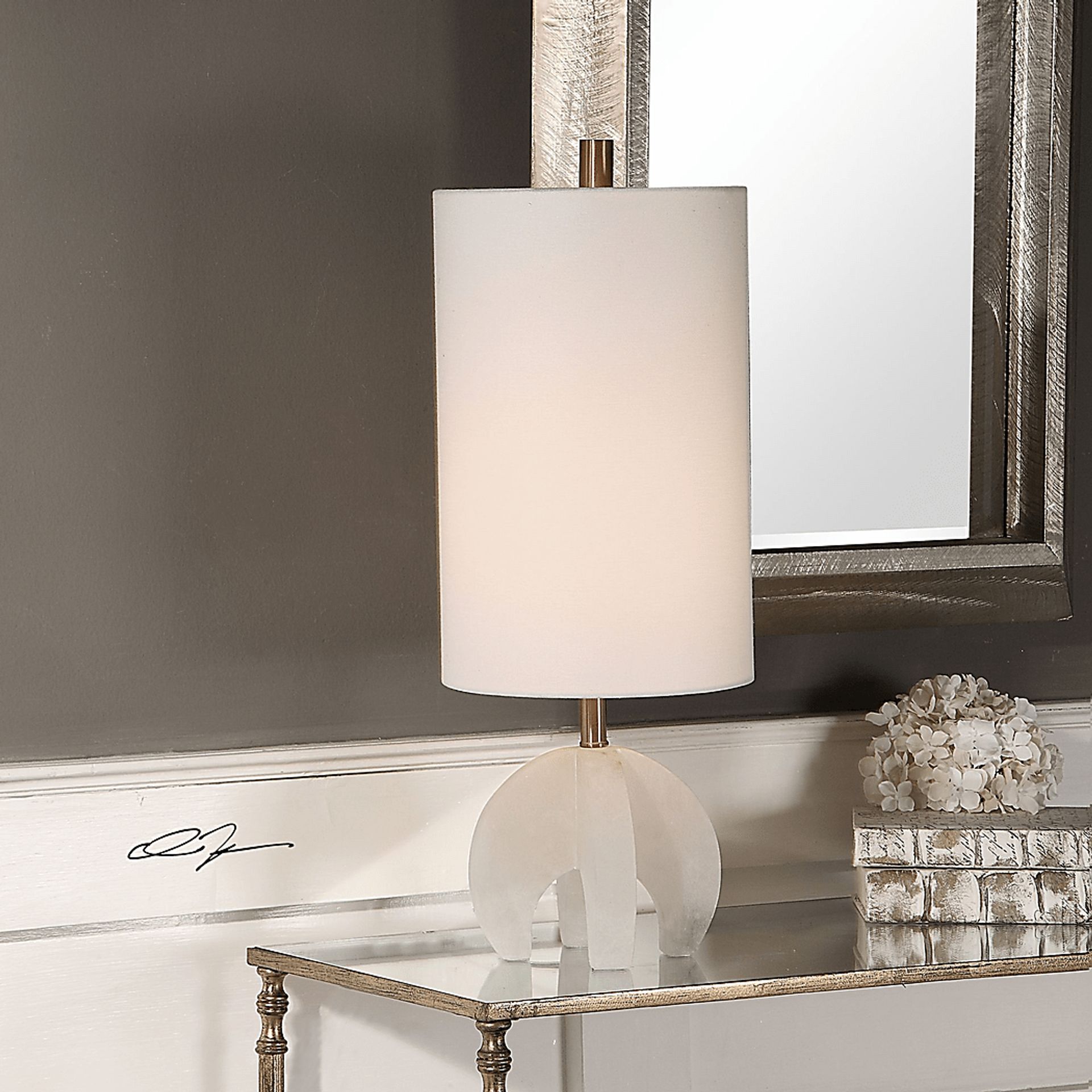 Camanito White Lamp - Image 4