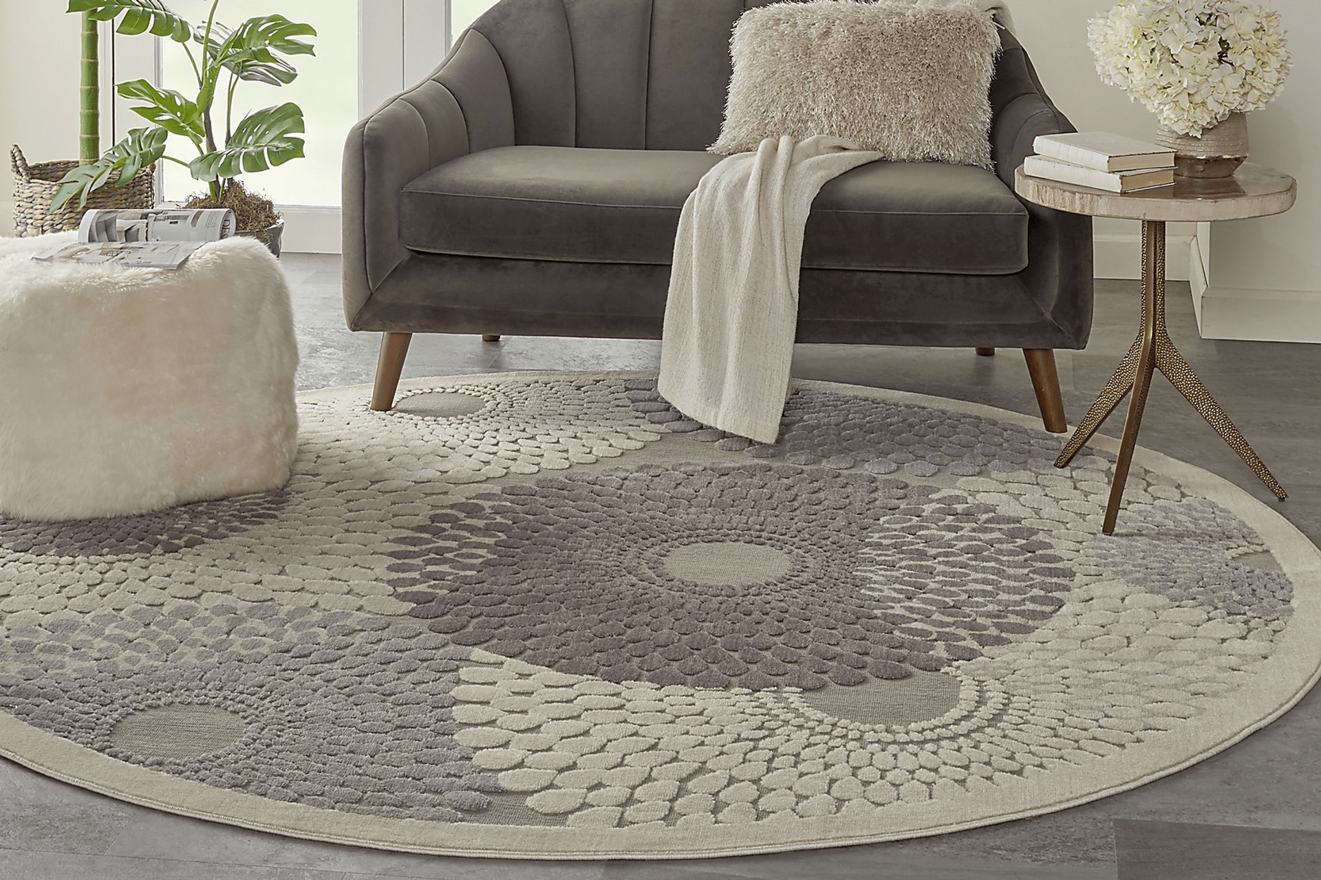 Camberly Gray 7'8 Round Rug - Image 7