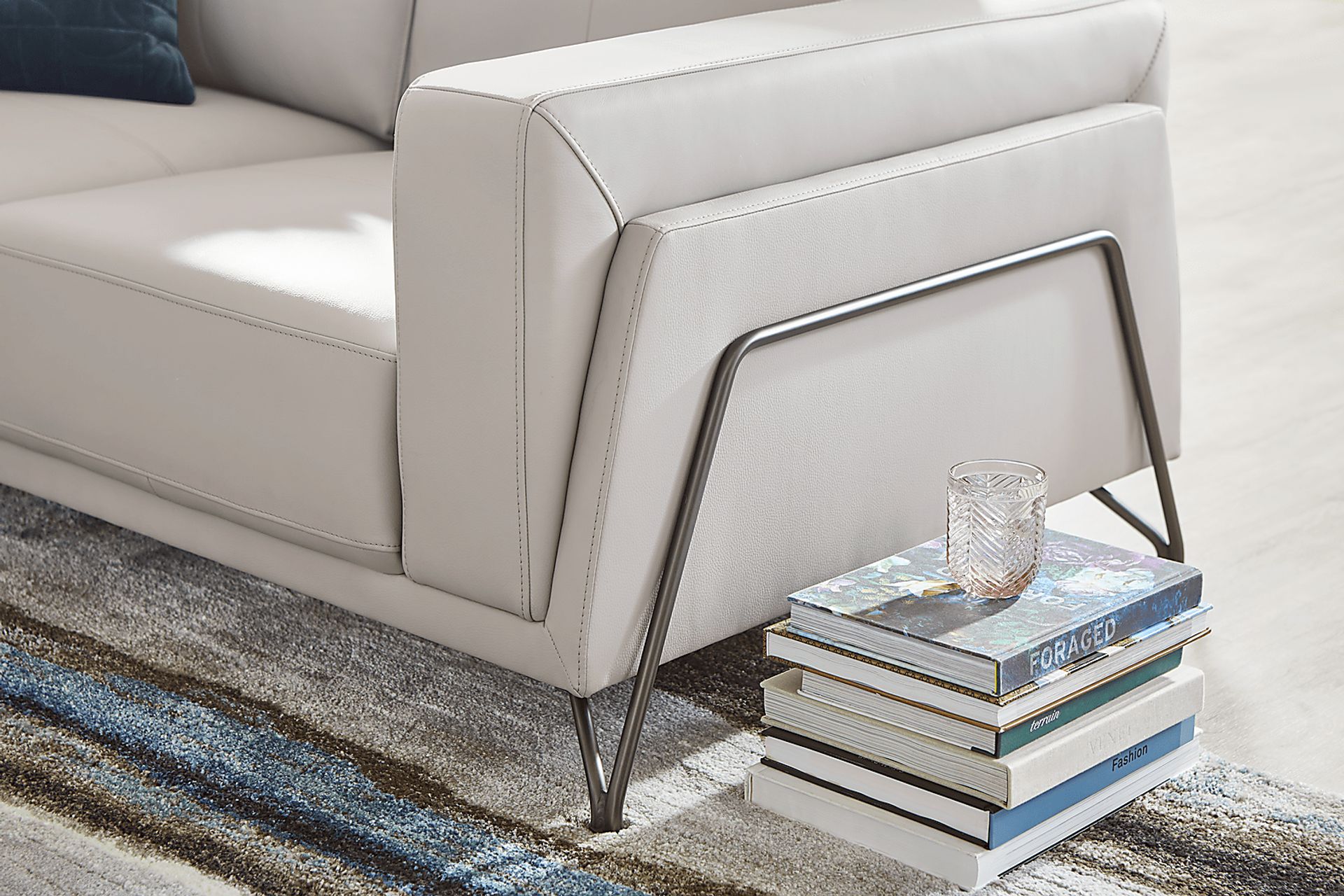 Camelot Dove Gray Leather Sofa - Image 6