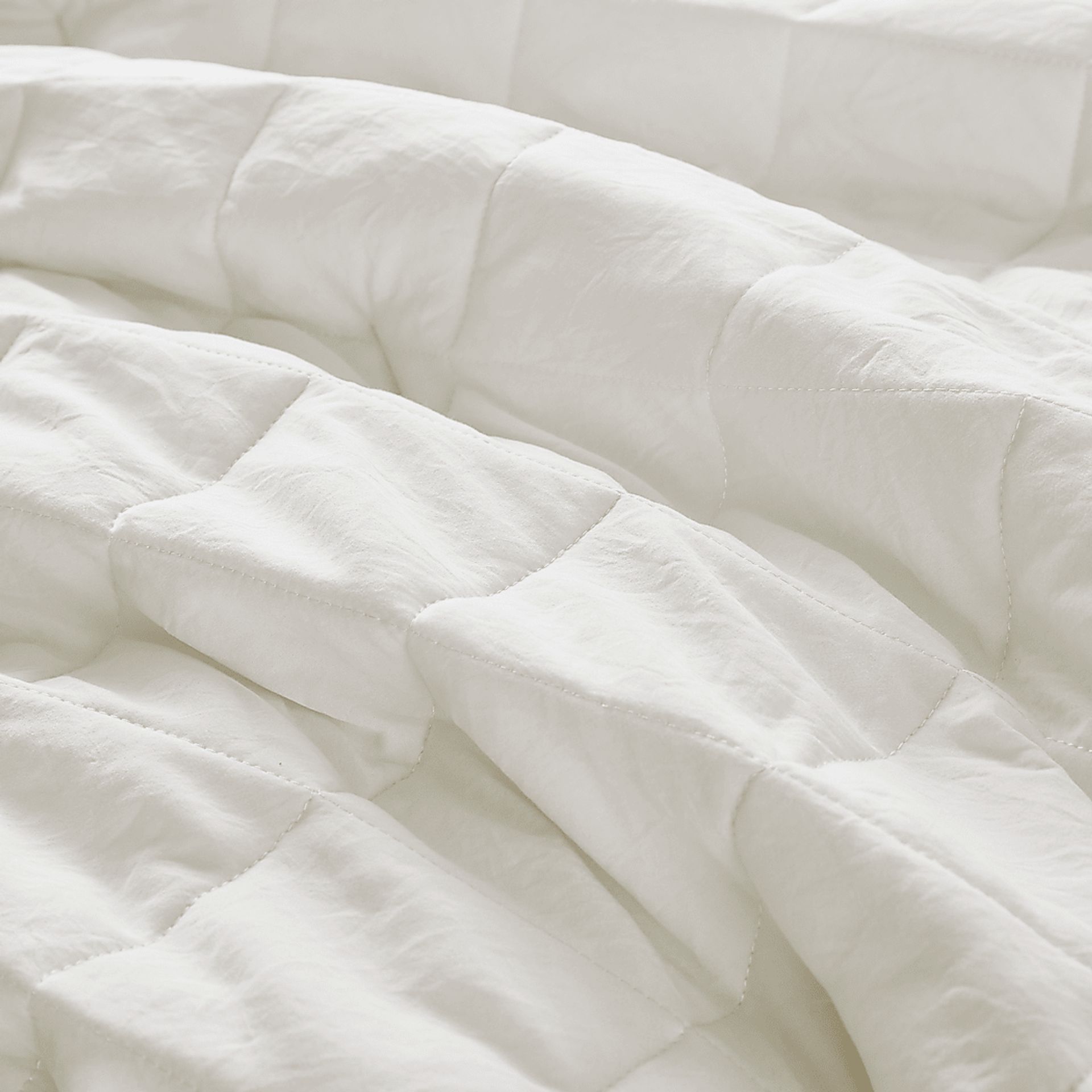 Canarioa Ivory Full/Queen 3 Pc Comforter Set - Image 14