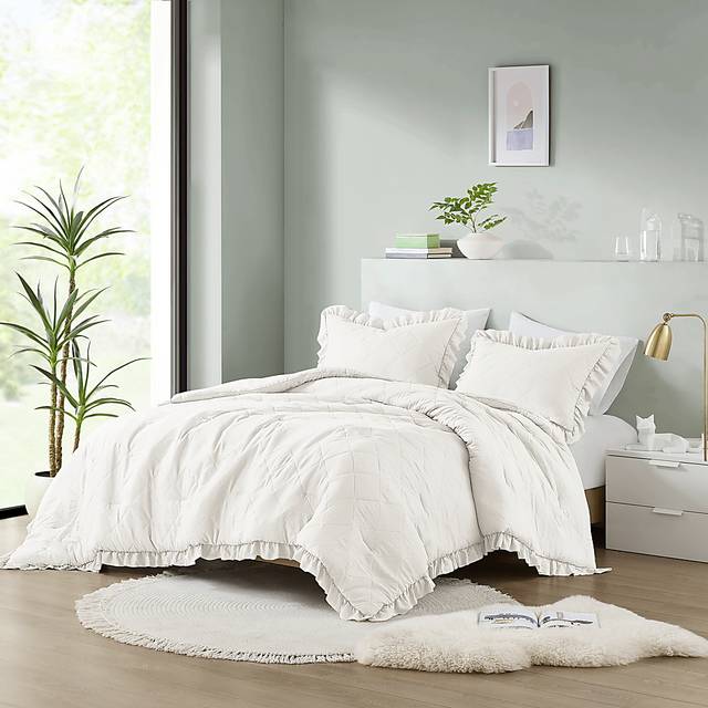Canarioa Ivory Full/Queen 3 Pc Comforter Set - Thumbnail - Image 2