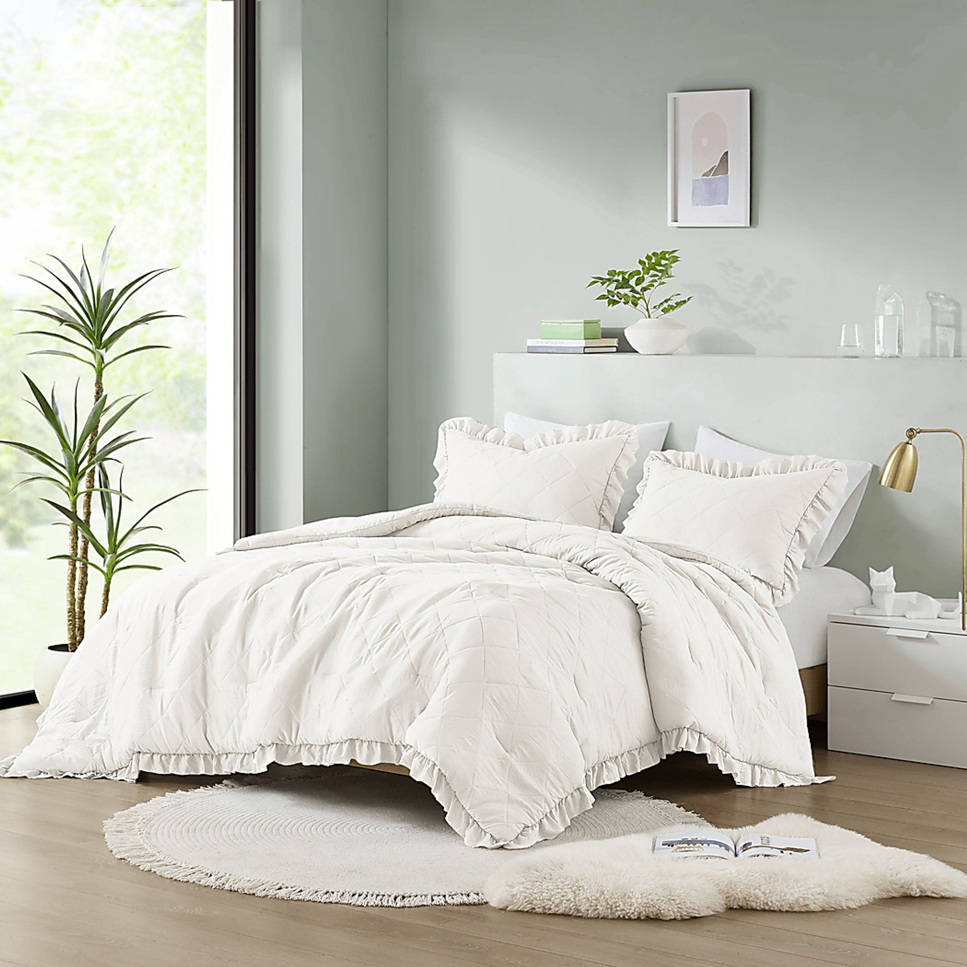 Canarioa Ivory Full/Queen 3 Pc Comforter Set - Image 2