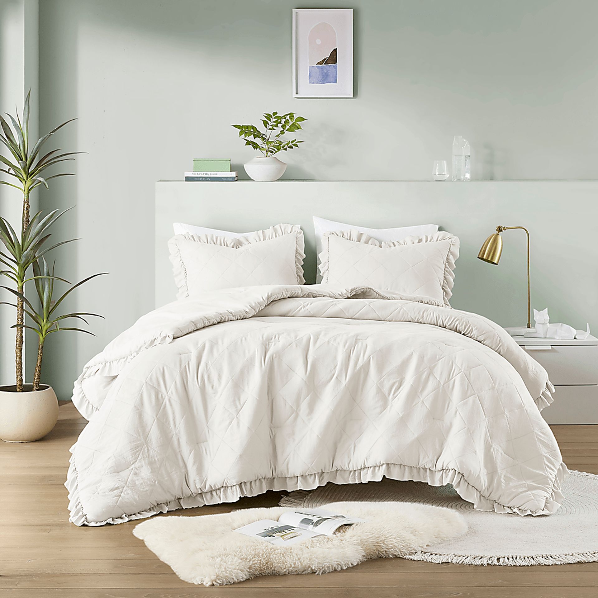 Canarioa Ivory Full/Queen 3 Pc Comforter Set - Image 1