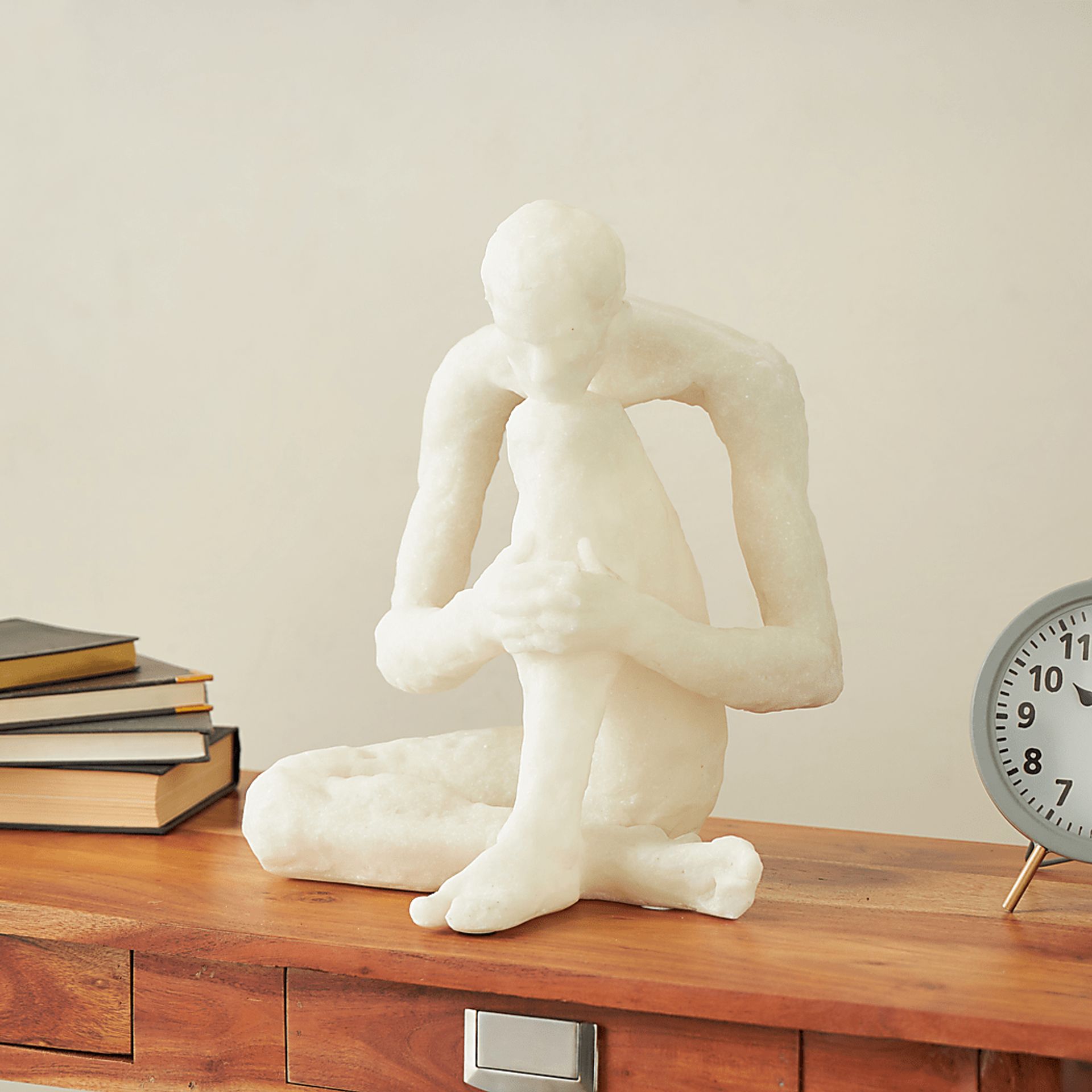 Canic White Sculpture - Image 2