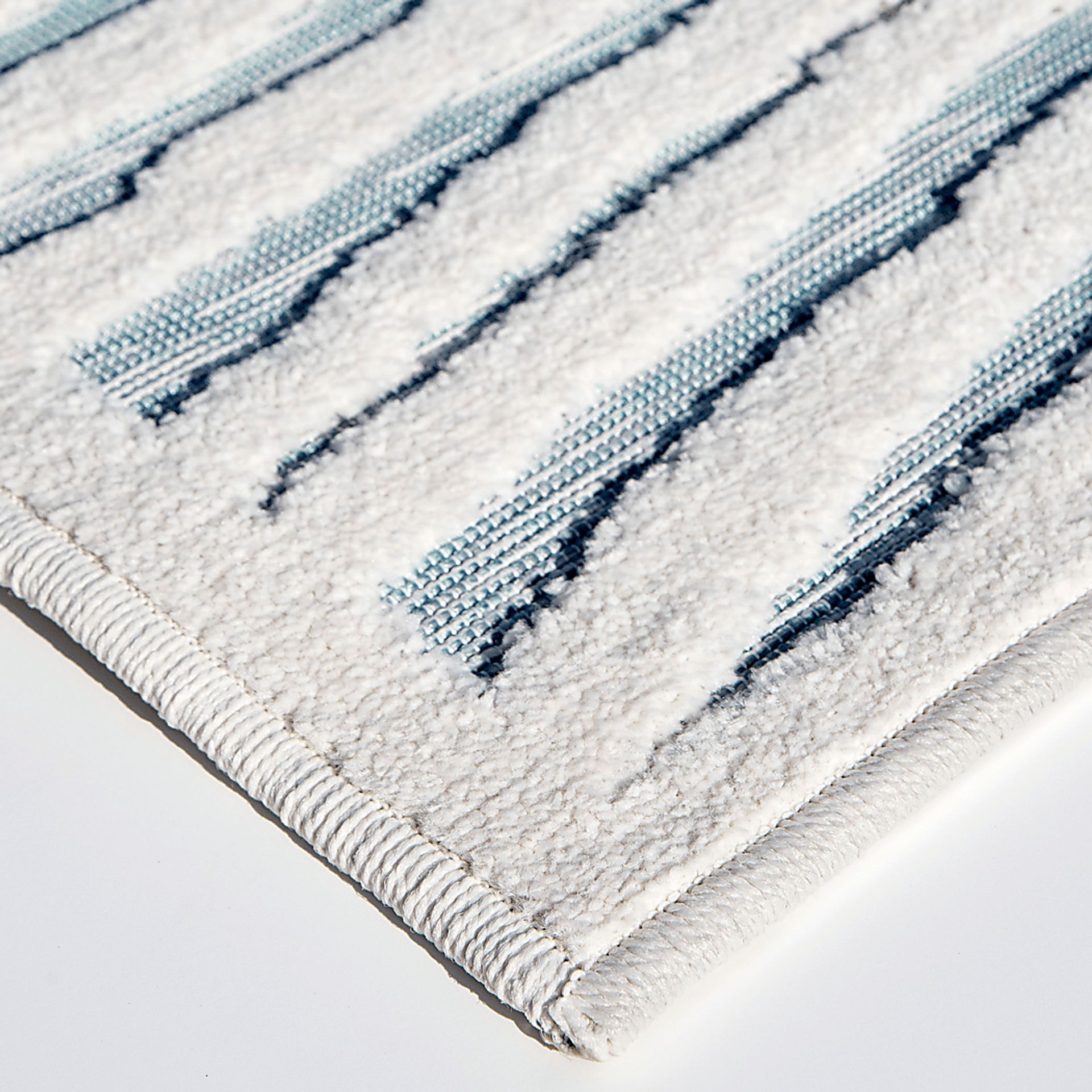 Cansbud White 7'9 x 10'10 Rug - Image 4
