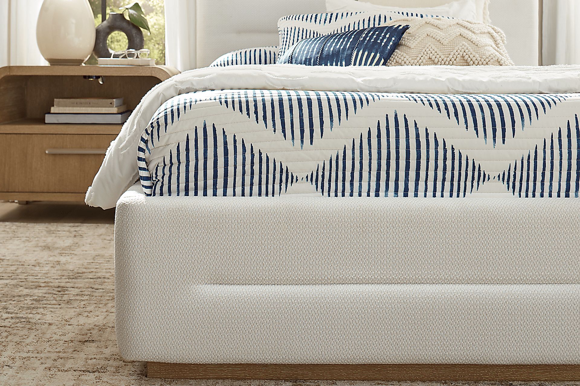 Canyon Sandstone 7 Pc King Upholstered Bedroom - Image 5